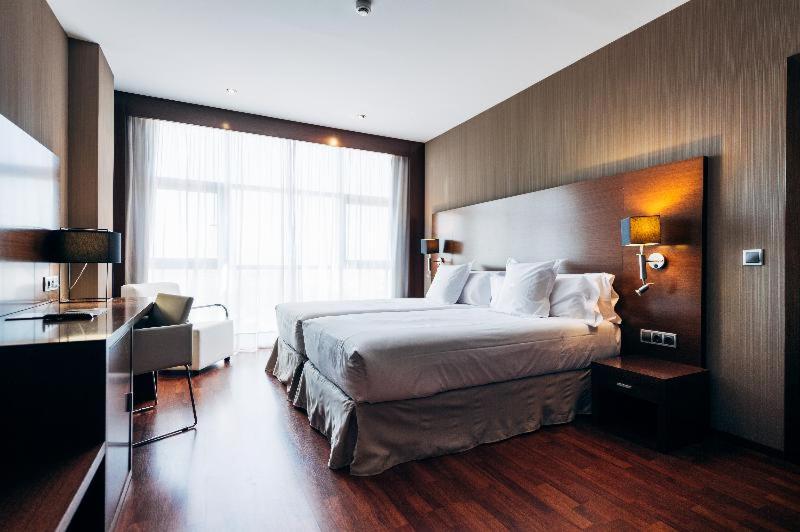 Habitación #251736425