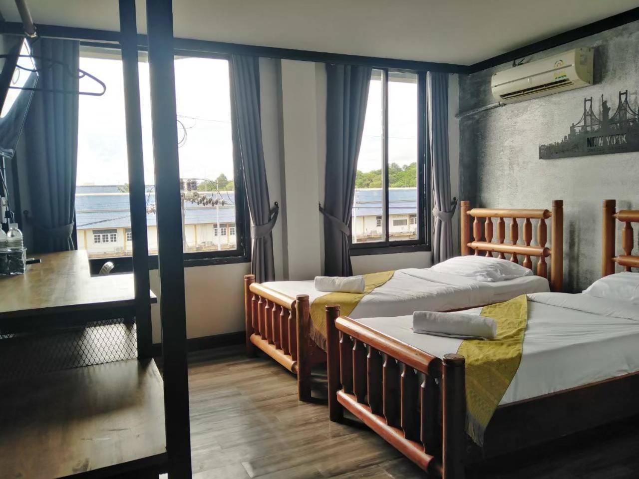 Standard Double or Twin Room photo 1