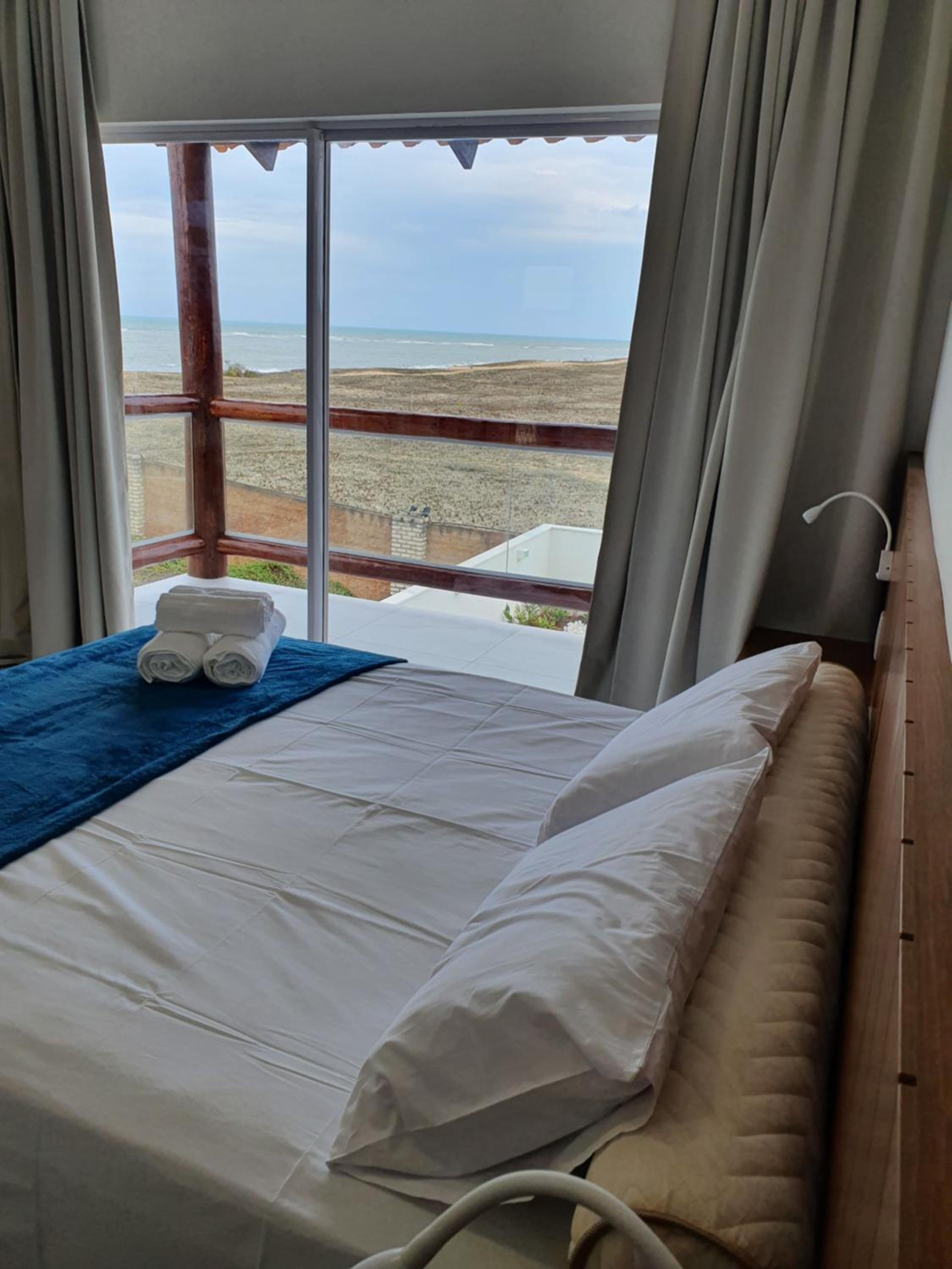Deluxe Triple Room with Sea View - Photo 3