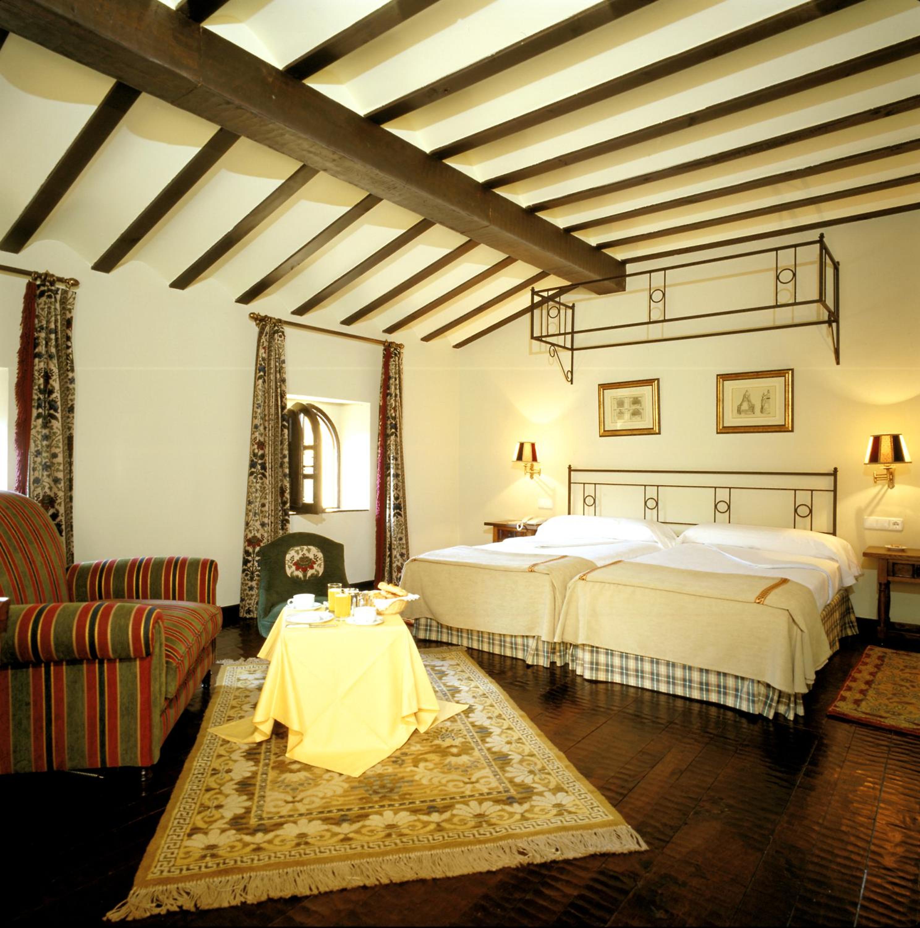 Standard Room (3 Adults) - Photo 5