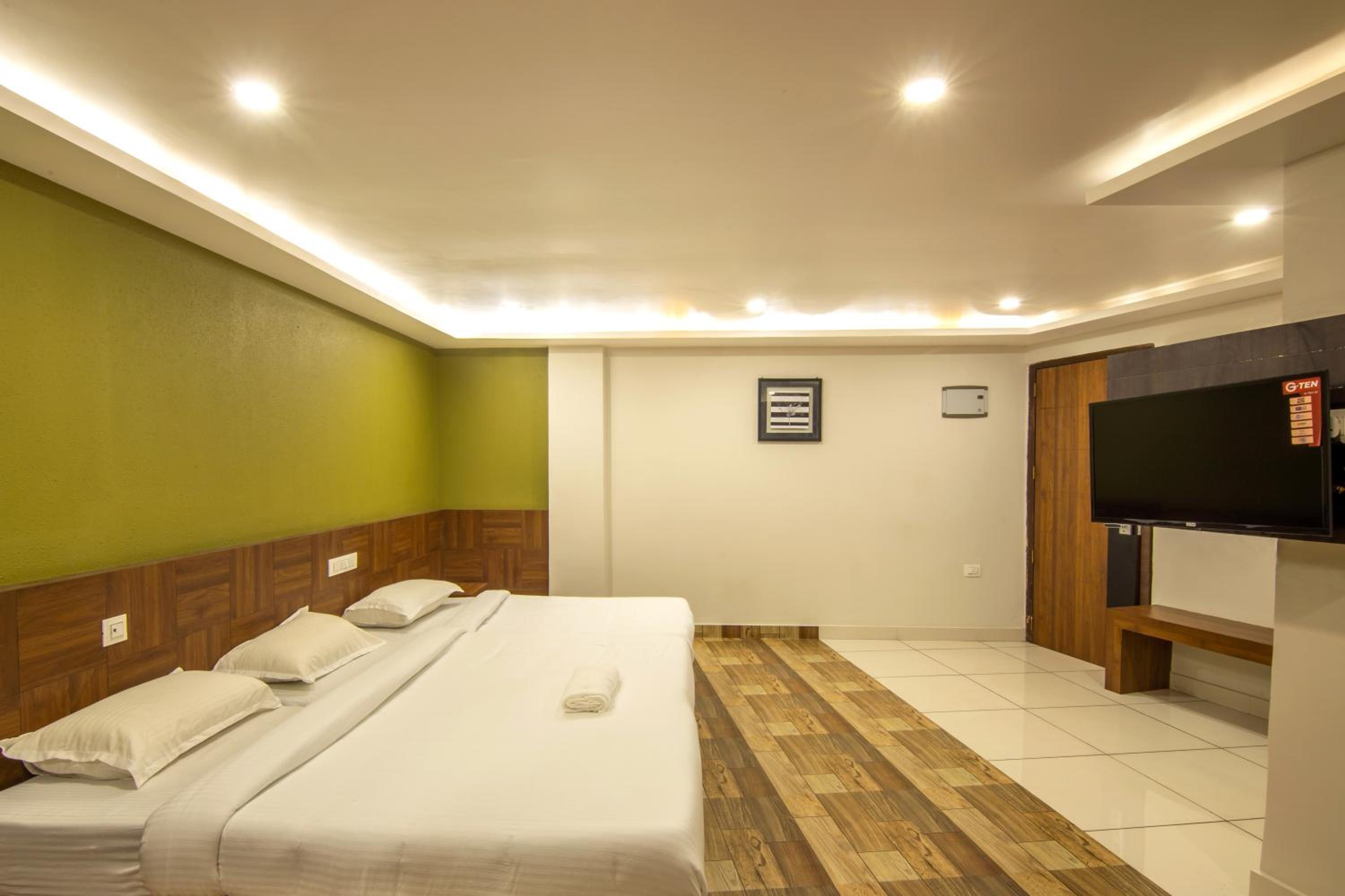 Luxury Triple Room