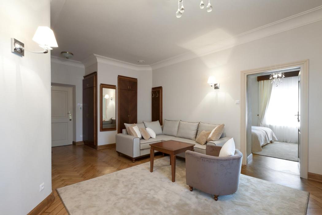 Villa with Garden View photo 3