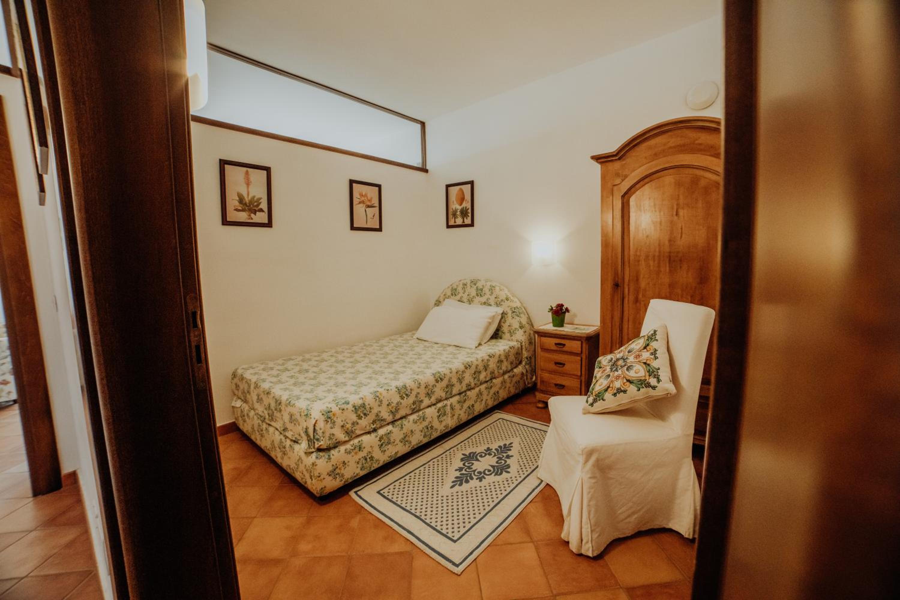 Superior Apartment photo 2