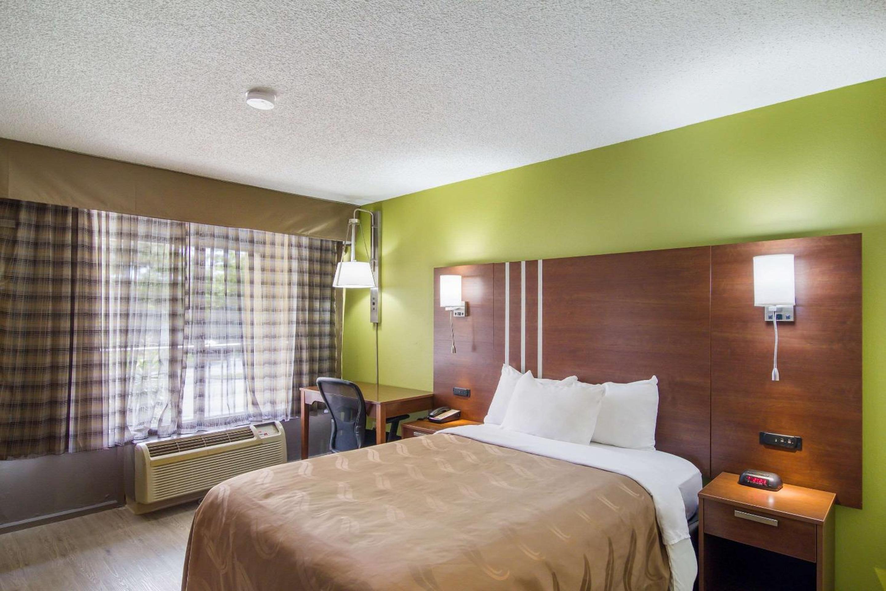 Double Room - Disability Access photo 3