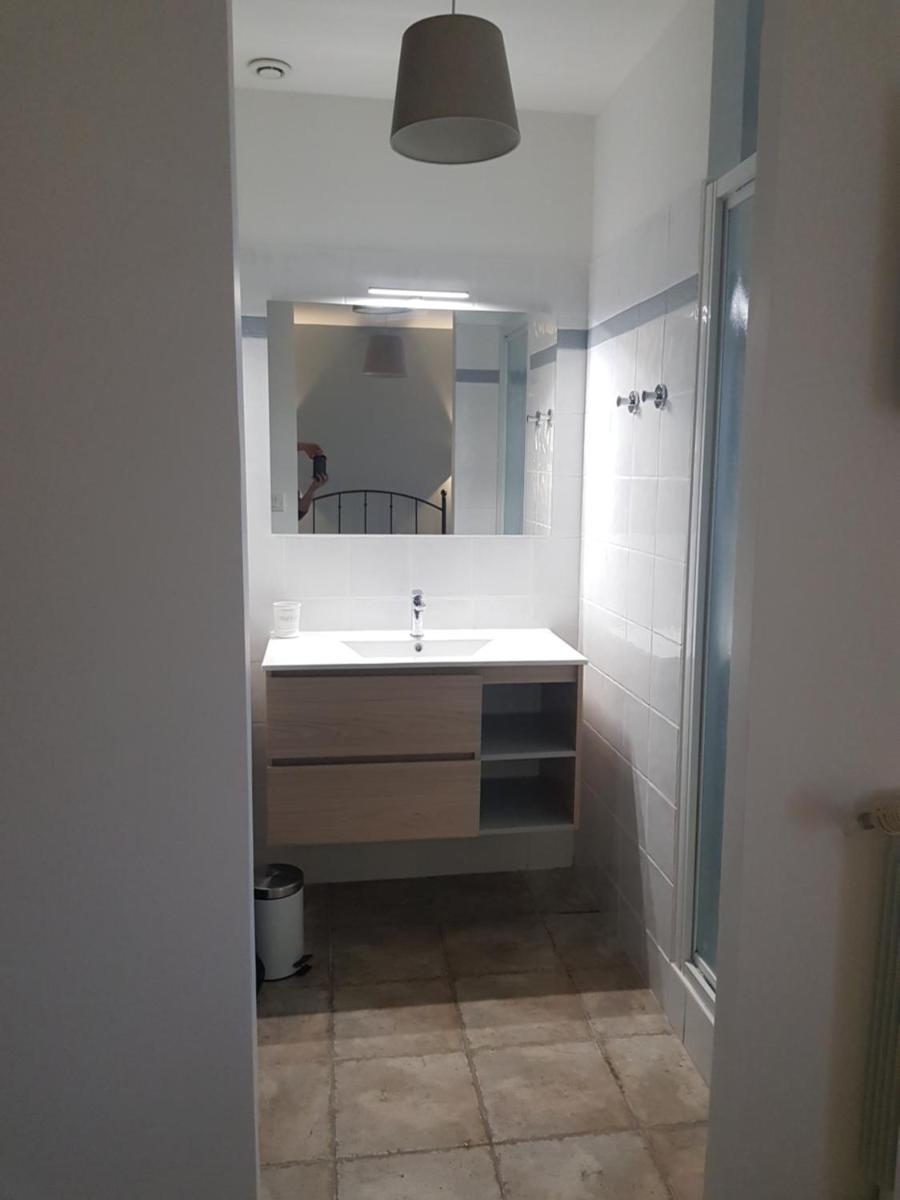 Studio Apartment - Photo 25