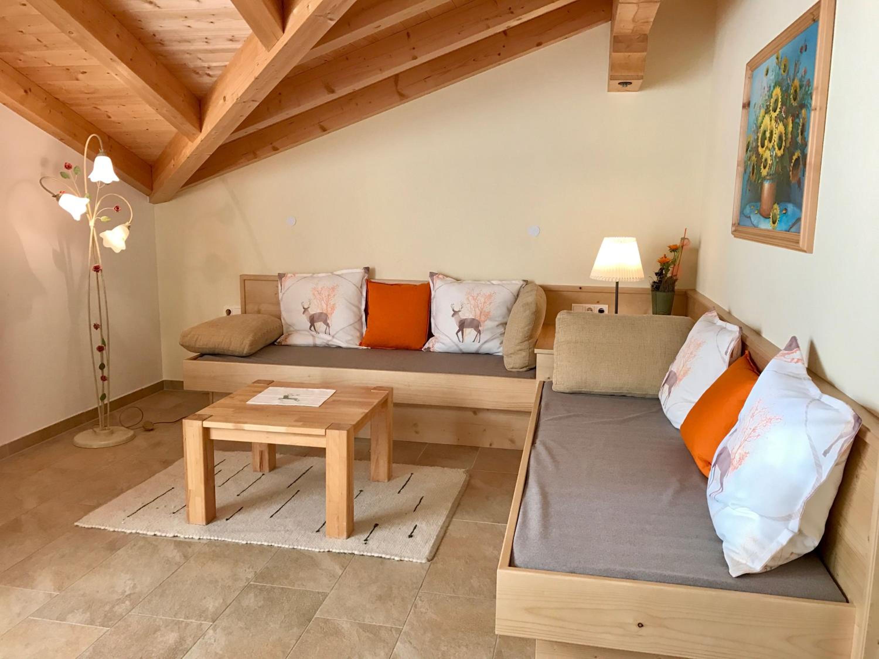 One-Bedroom Apartment with Balcony photo 1