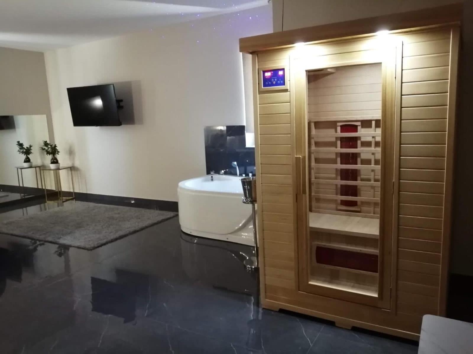 King Room with Spa Bath photo 2