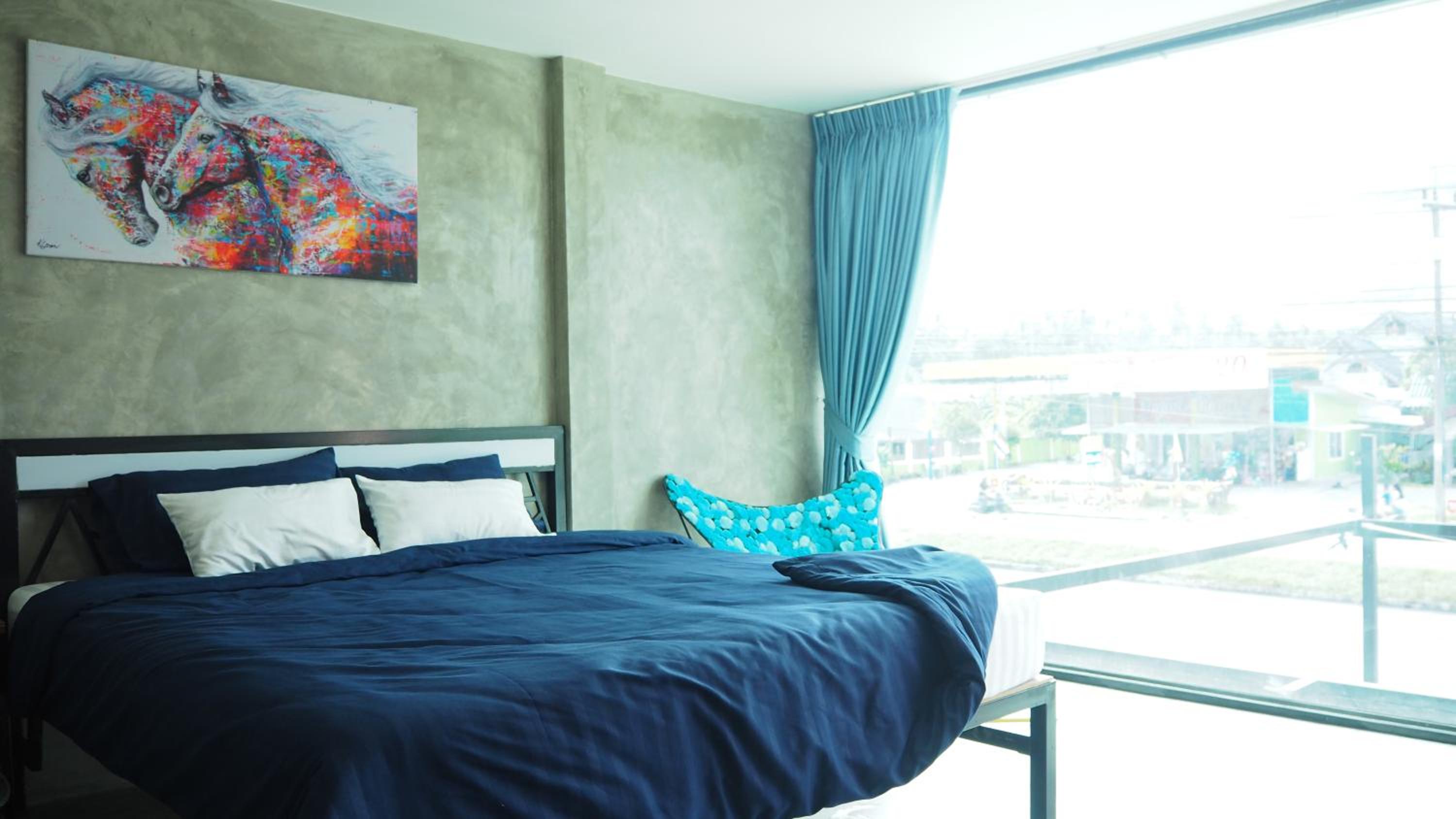 Standard King Room - Photo 1