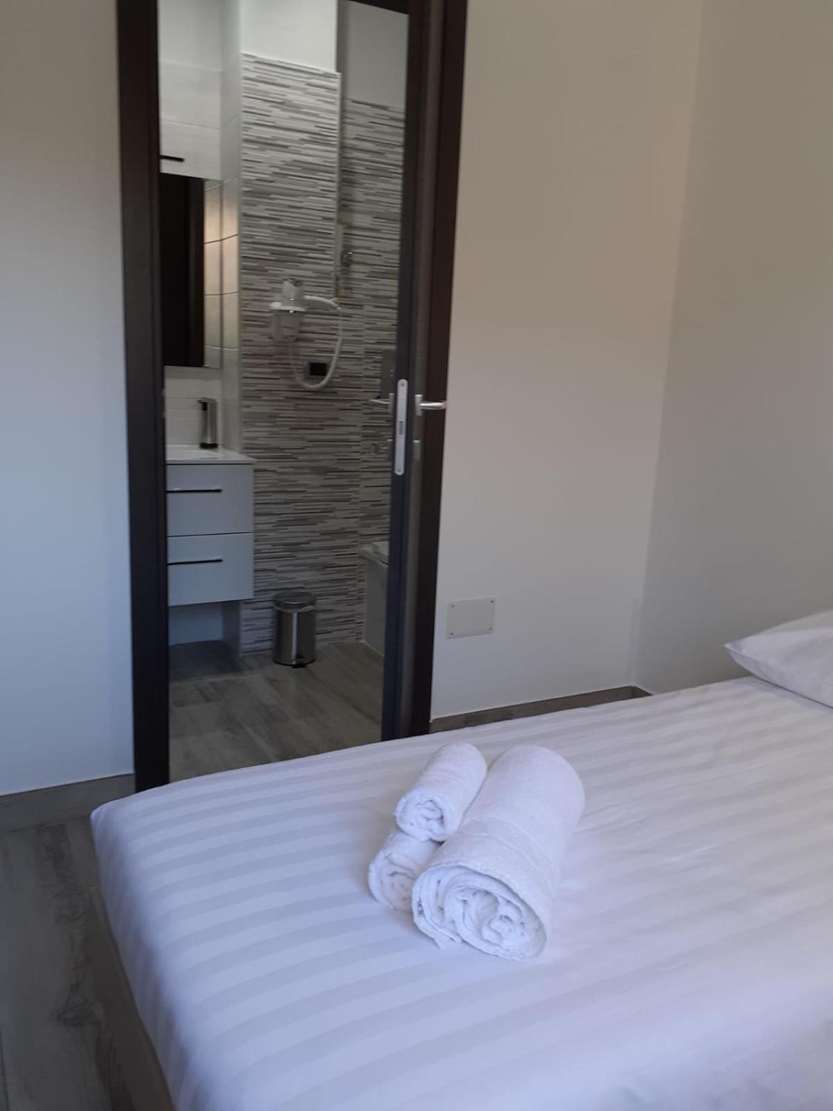 Single Room with Mountain View photo 2