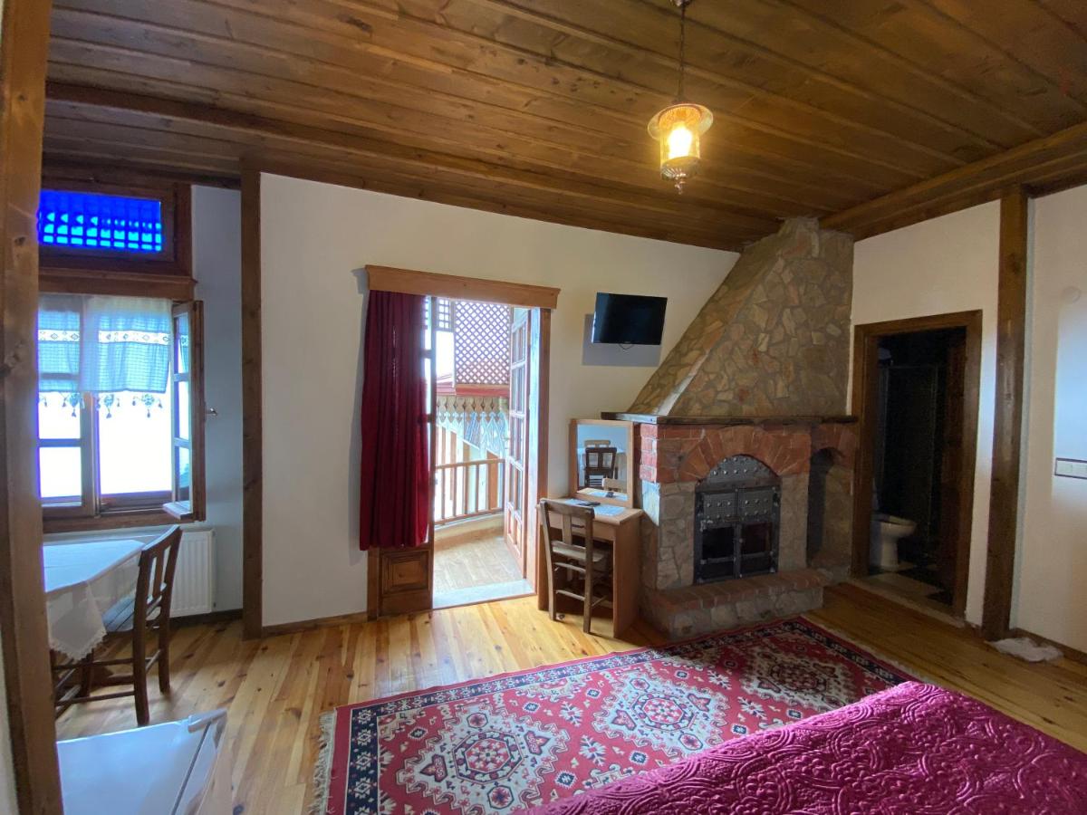 Double Room with Sea View - Photo 6