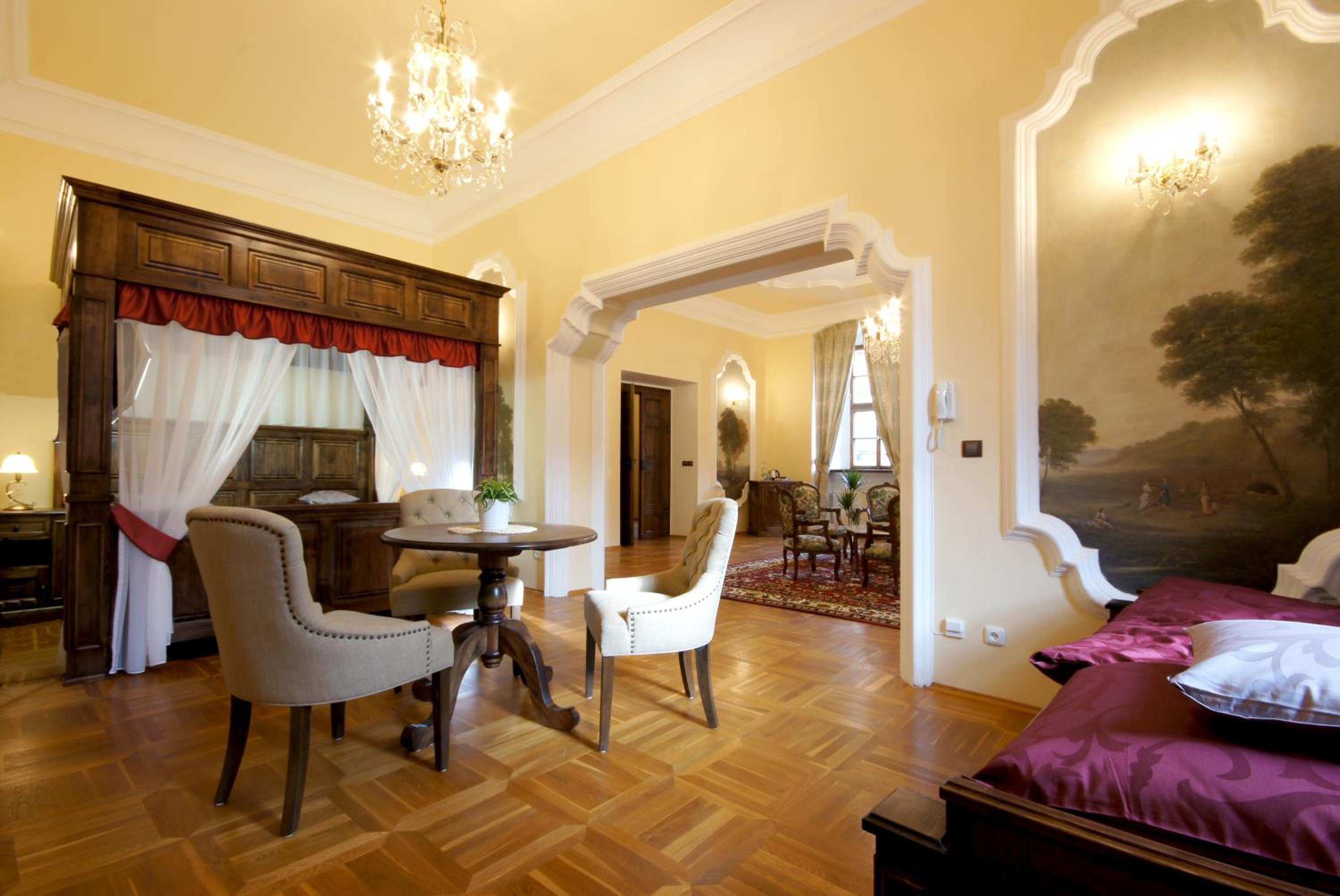 Presidential Suite photo 3