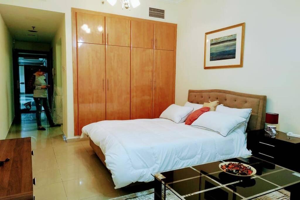 Studio Apartment photo 3