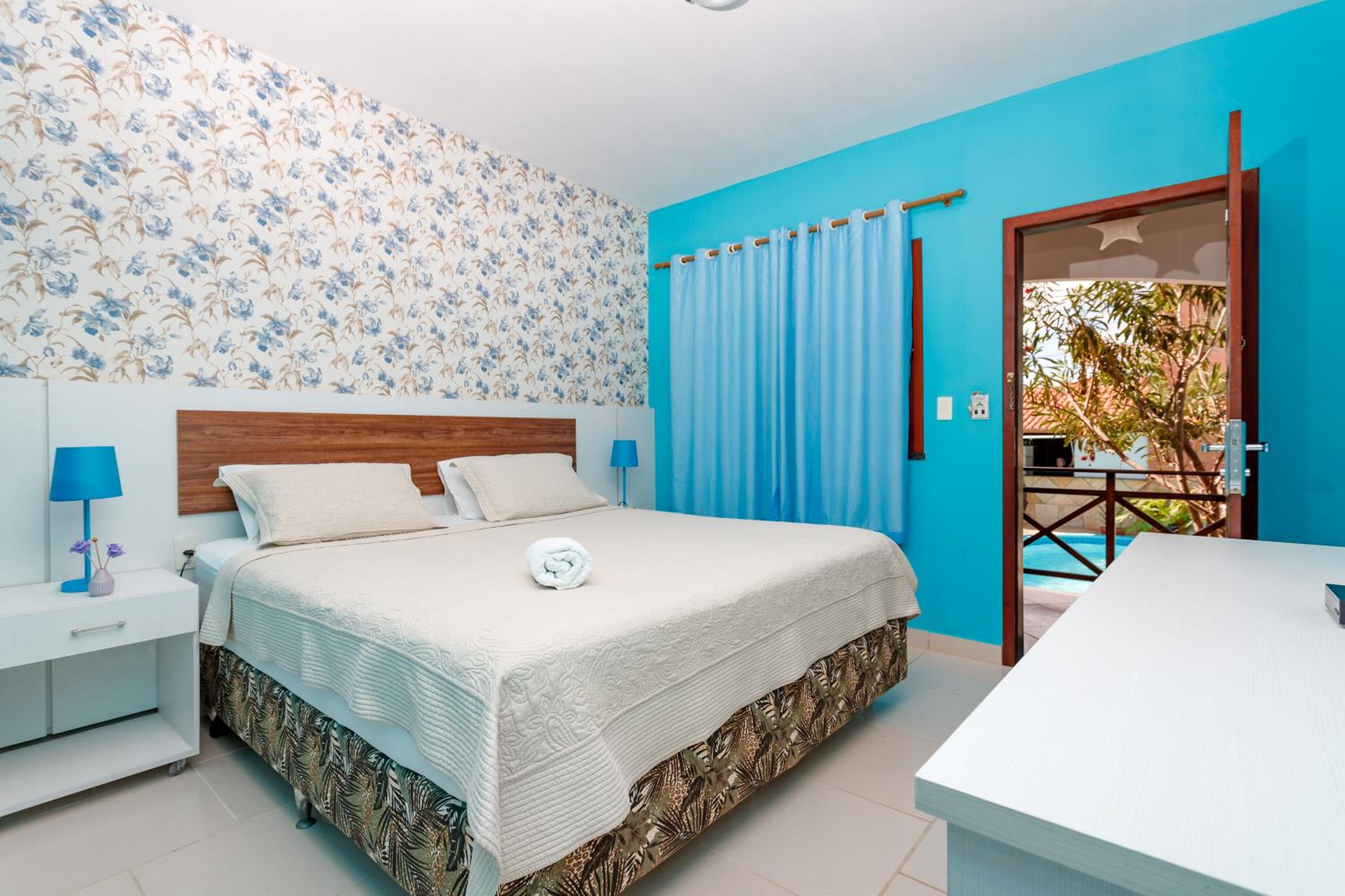 Deluxe Double Room with Pool View