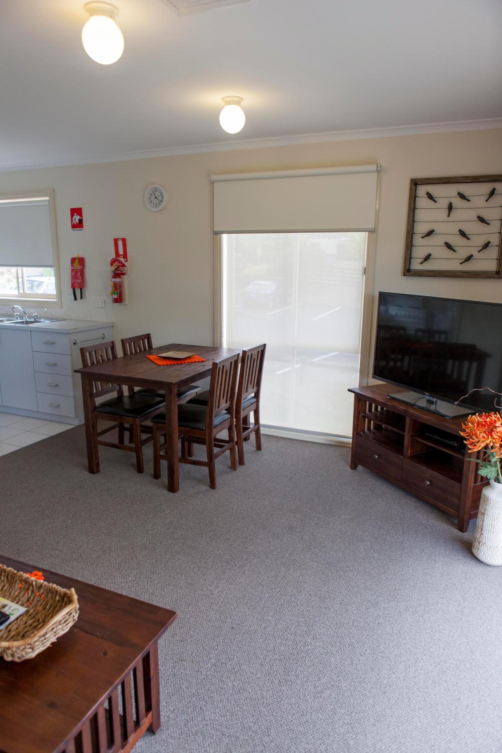 1 Bedroom Apartment photo 3