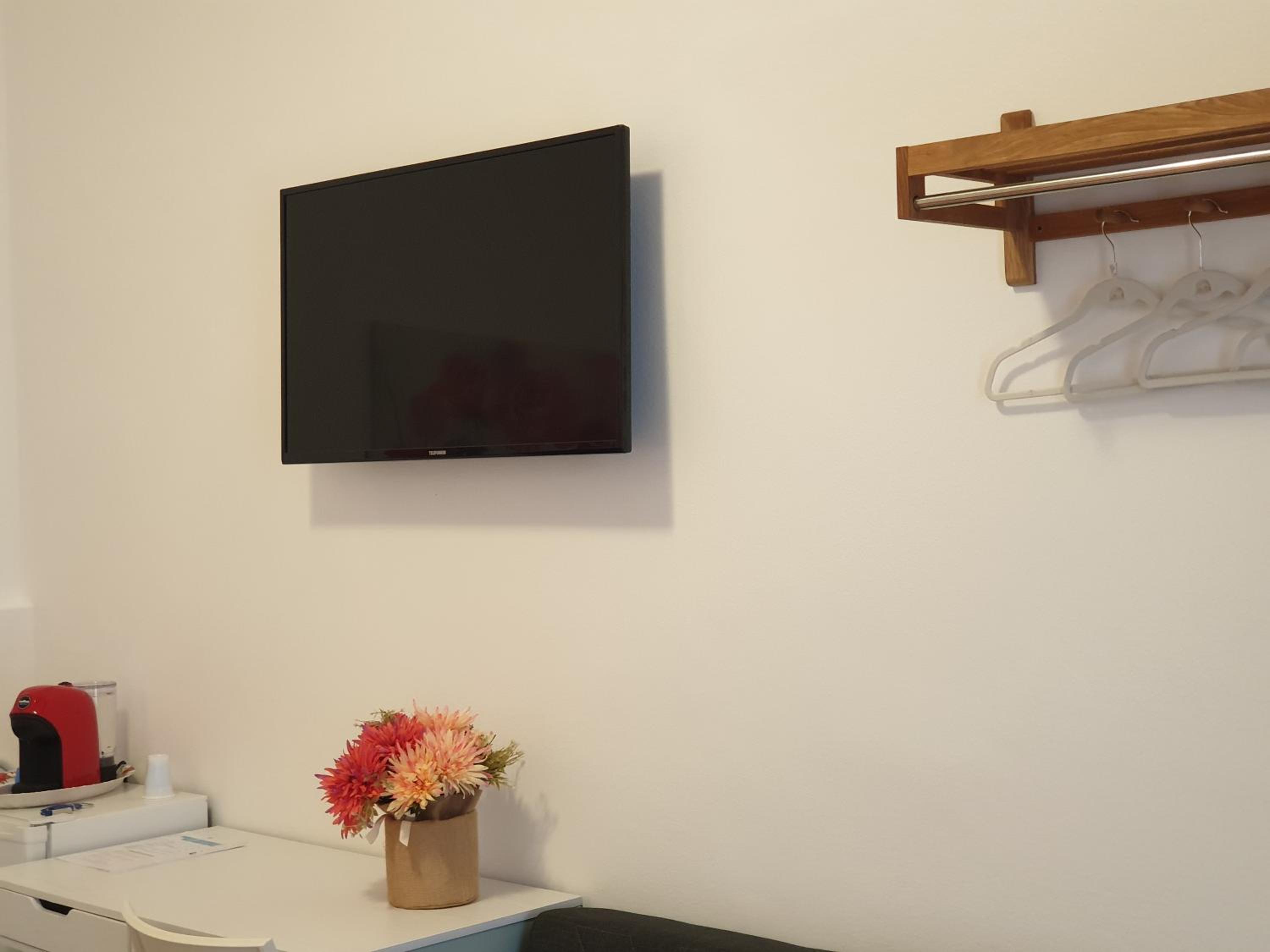 Superior Triple Room - Photo 13