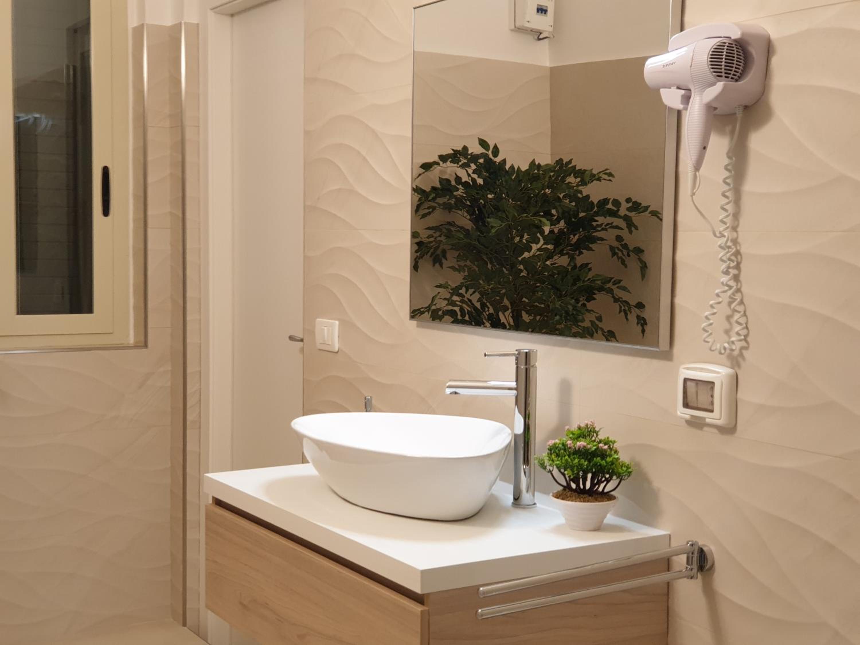 Superior Triple Room - Photo 23