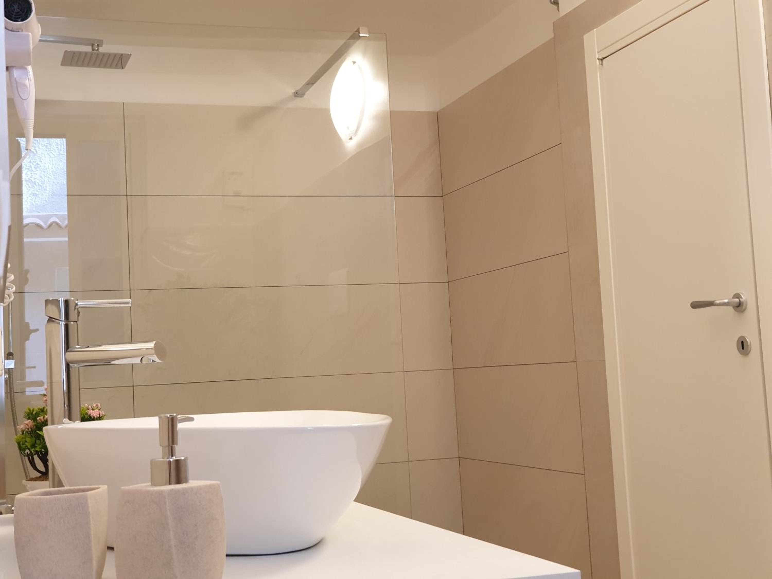 Superior Triple Room - Photo 6