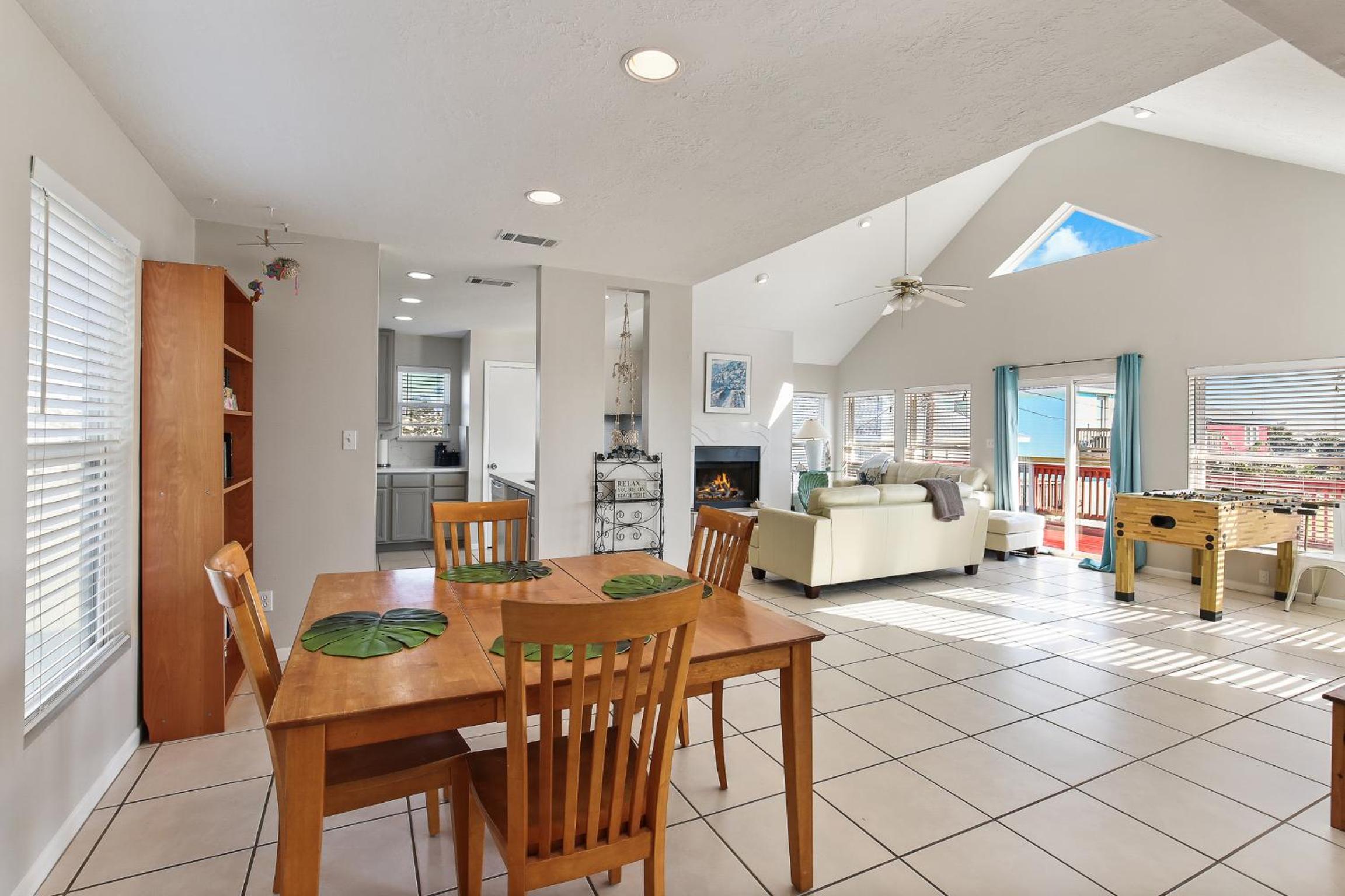 Three-Bedroom House - Photo 8