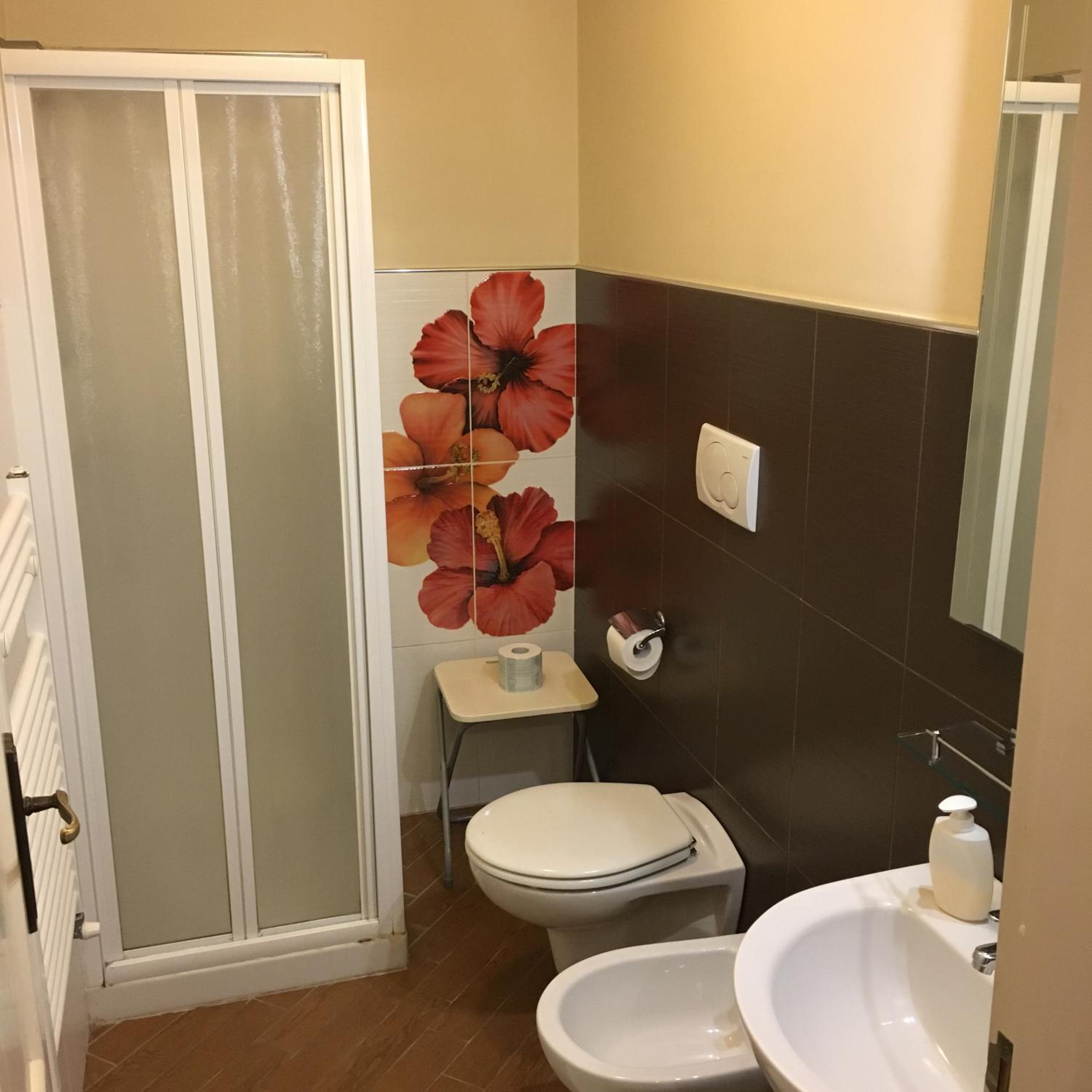 Double Room - Photo 3