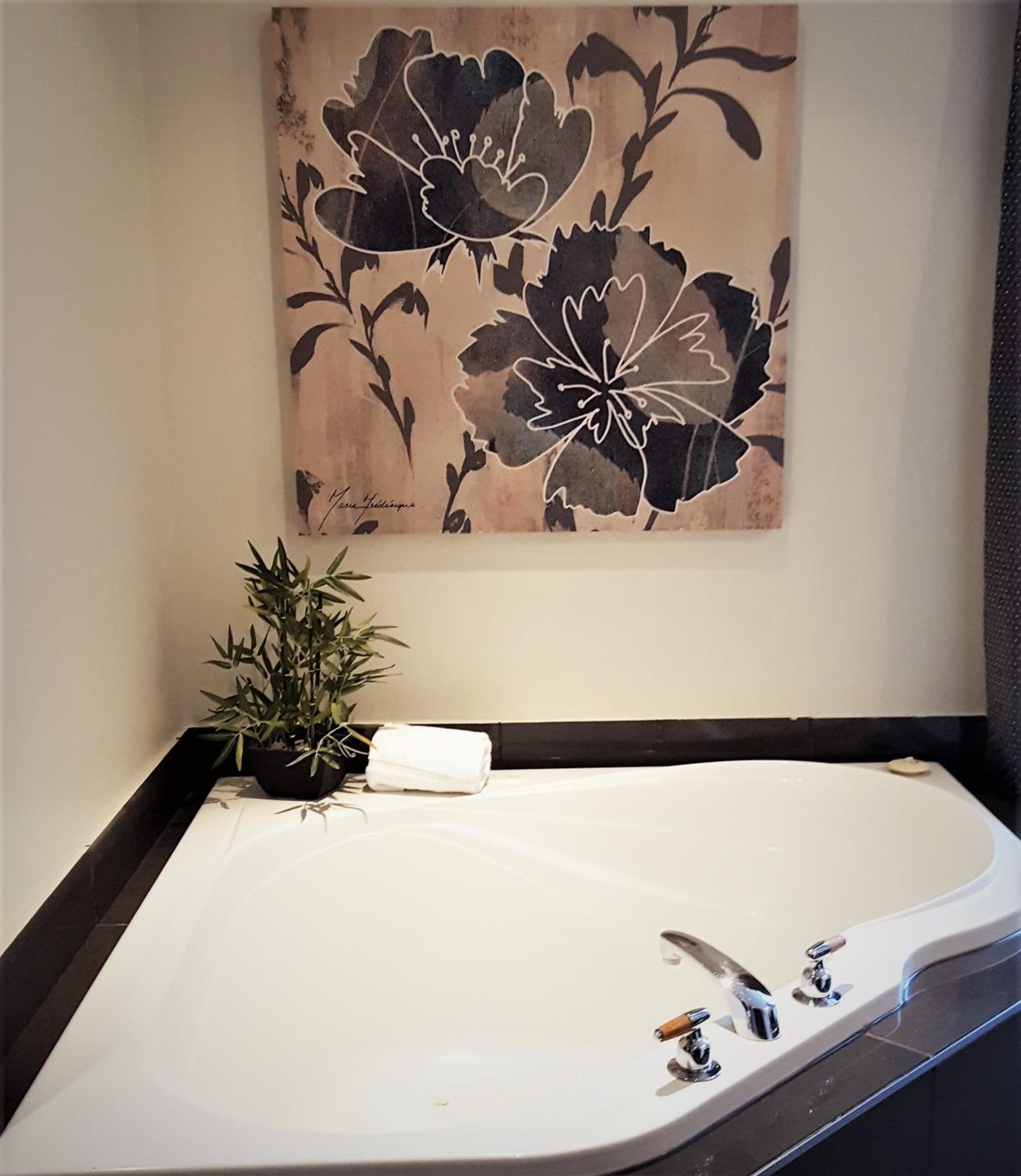 Executive Suite photo 2