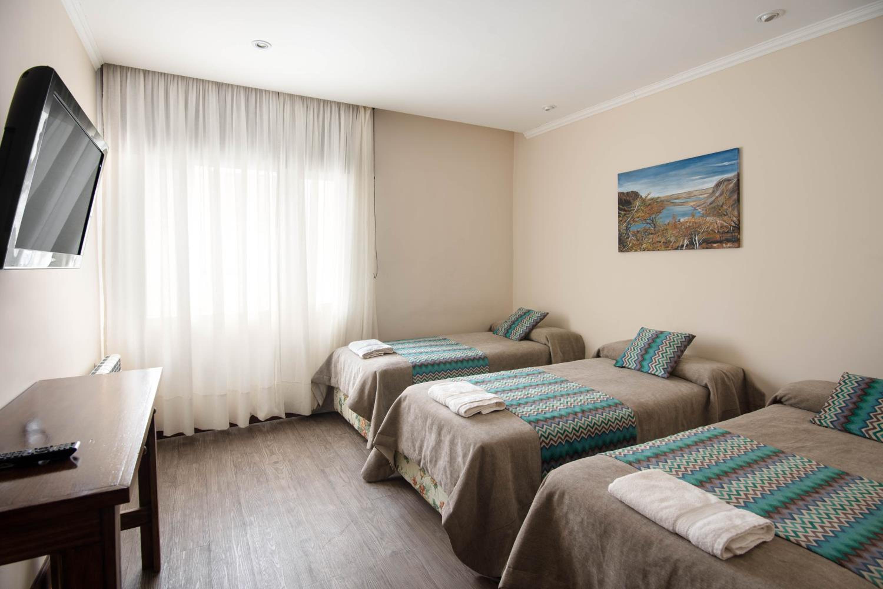Standard Triple Room photo 3