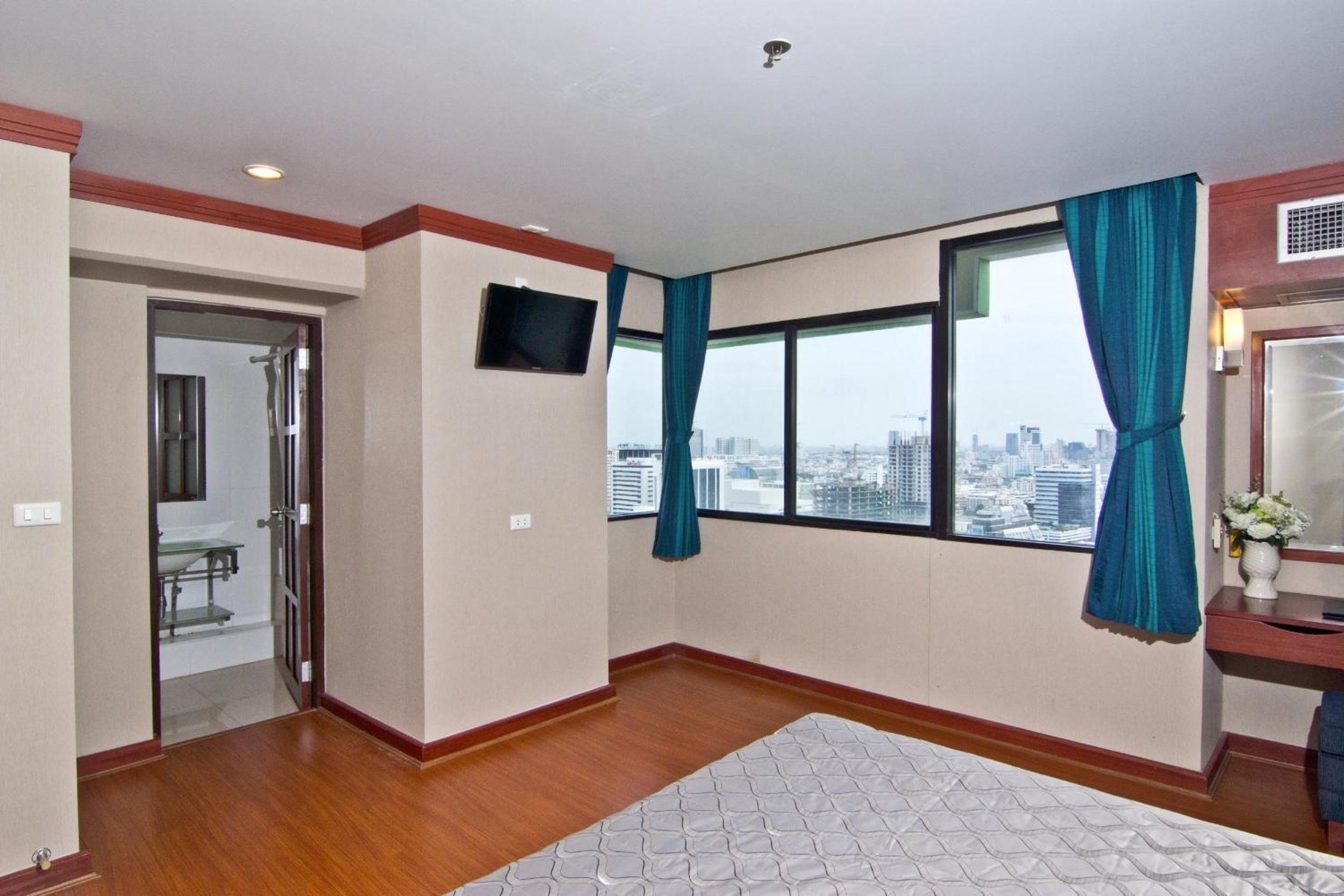 Executive Suite photo 3