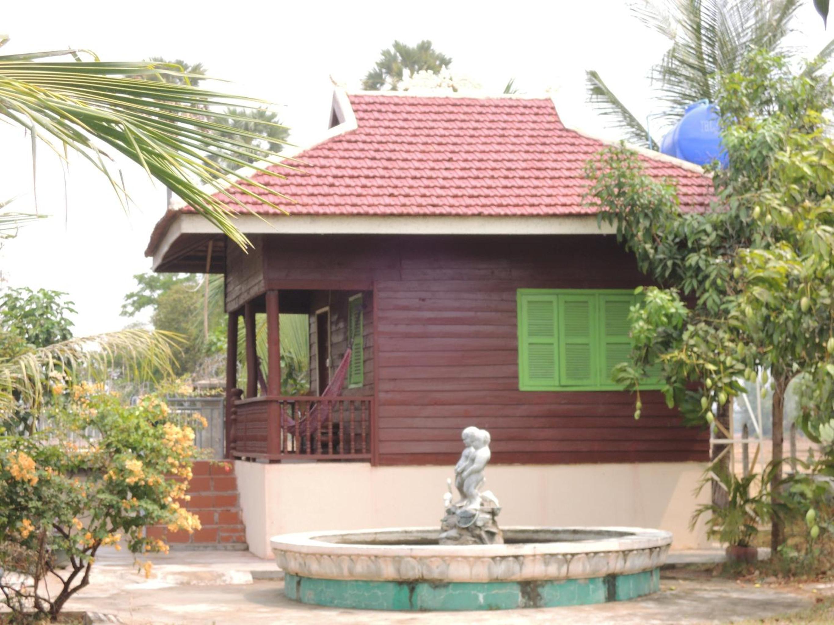 Bungalow photo 2
