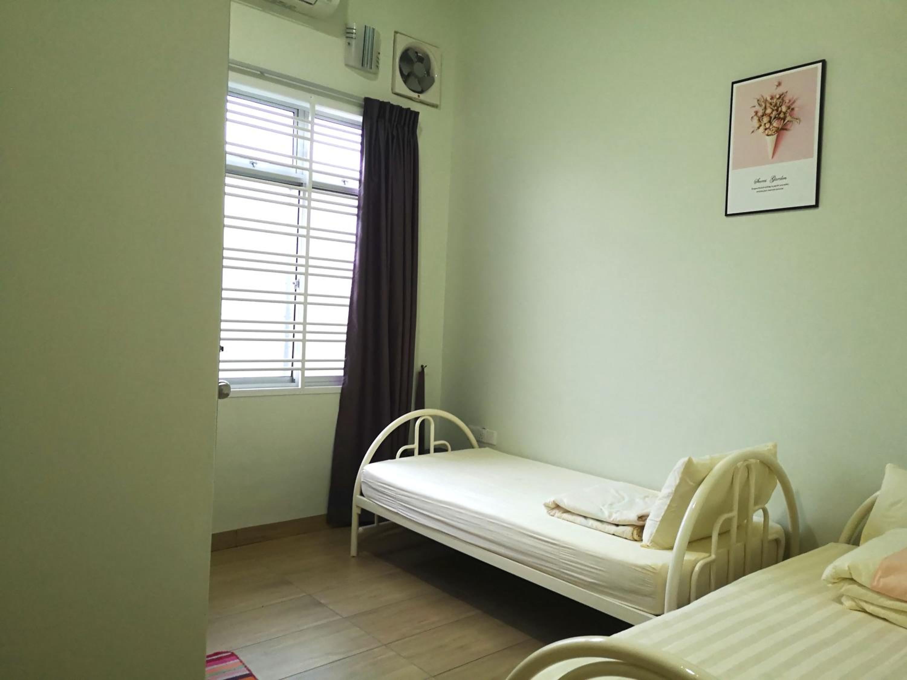Double Room with Private Bathroom photo 3