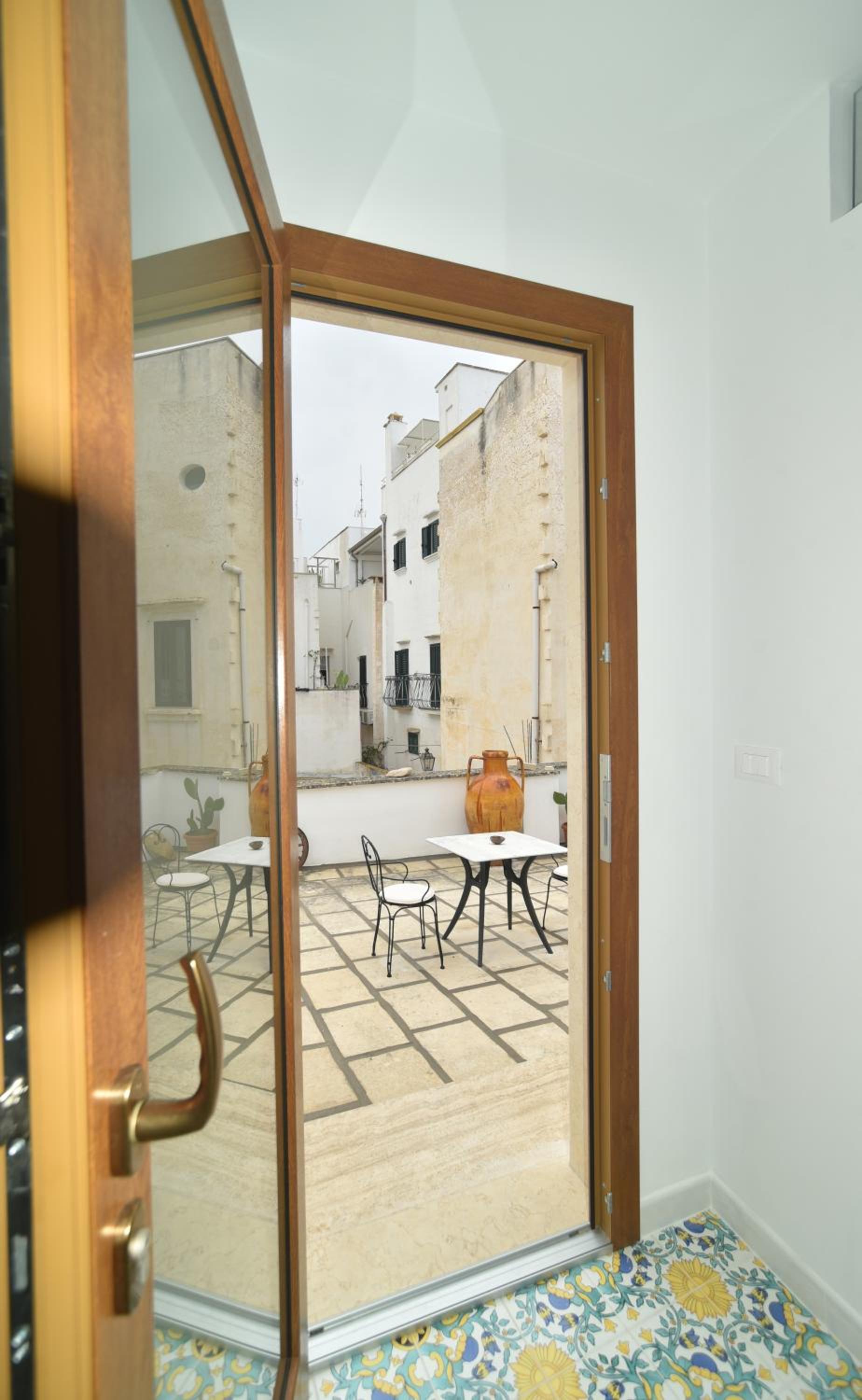 Double Room with Terrace - Photo 3