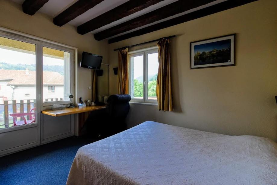 Large Double or Twin Room - Photo 1