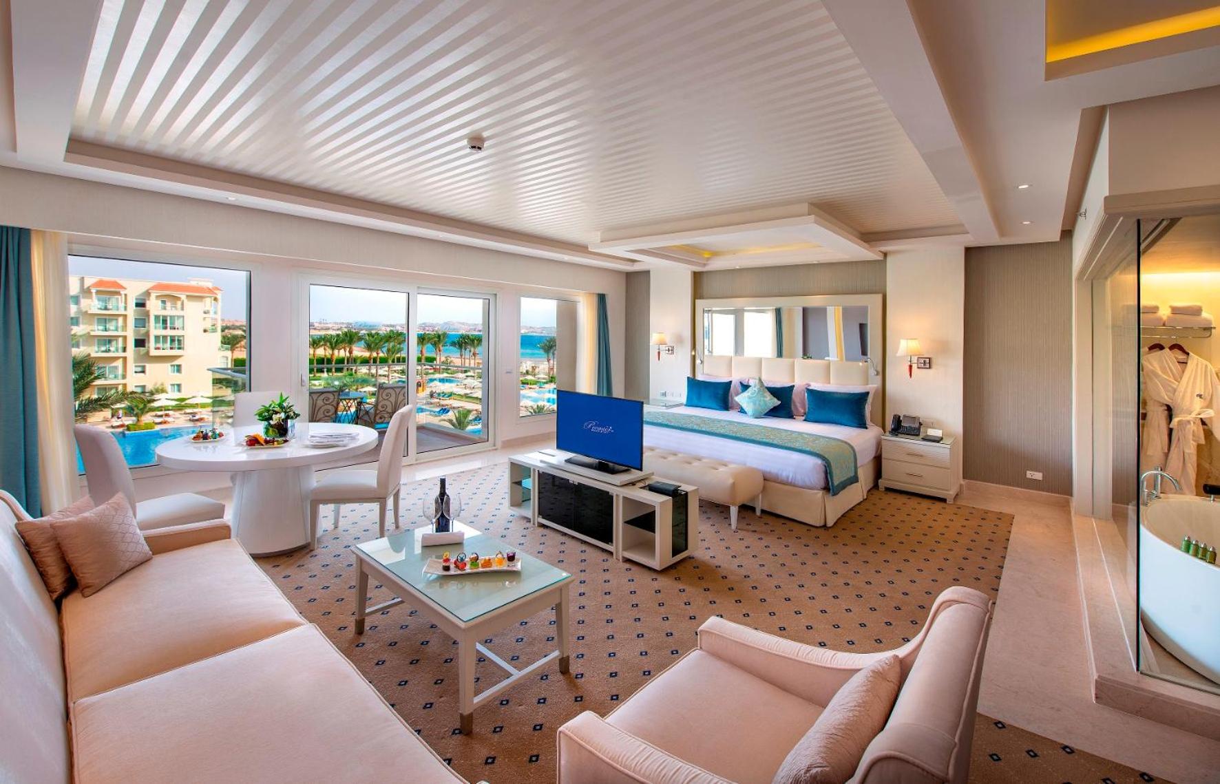 Majestic Suite Sea View and Pool View with VIP Package photo 2