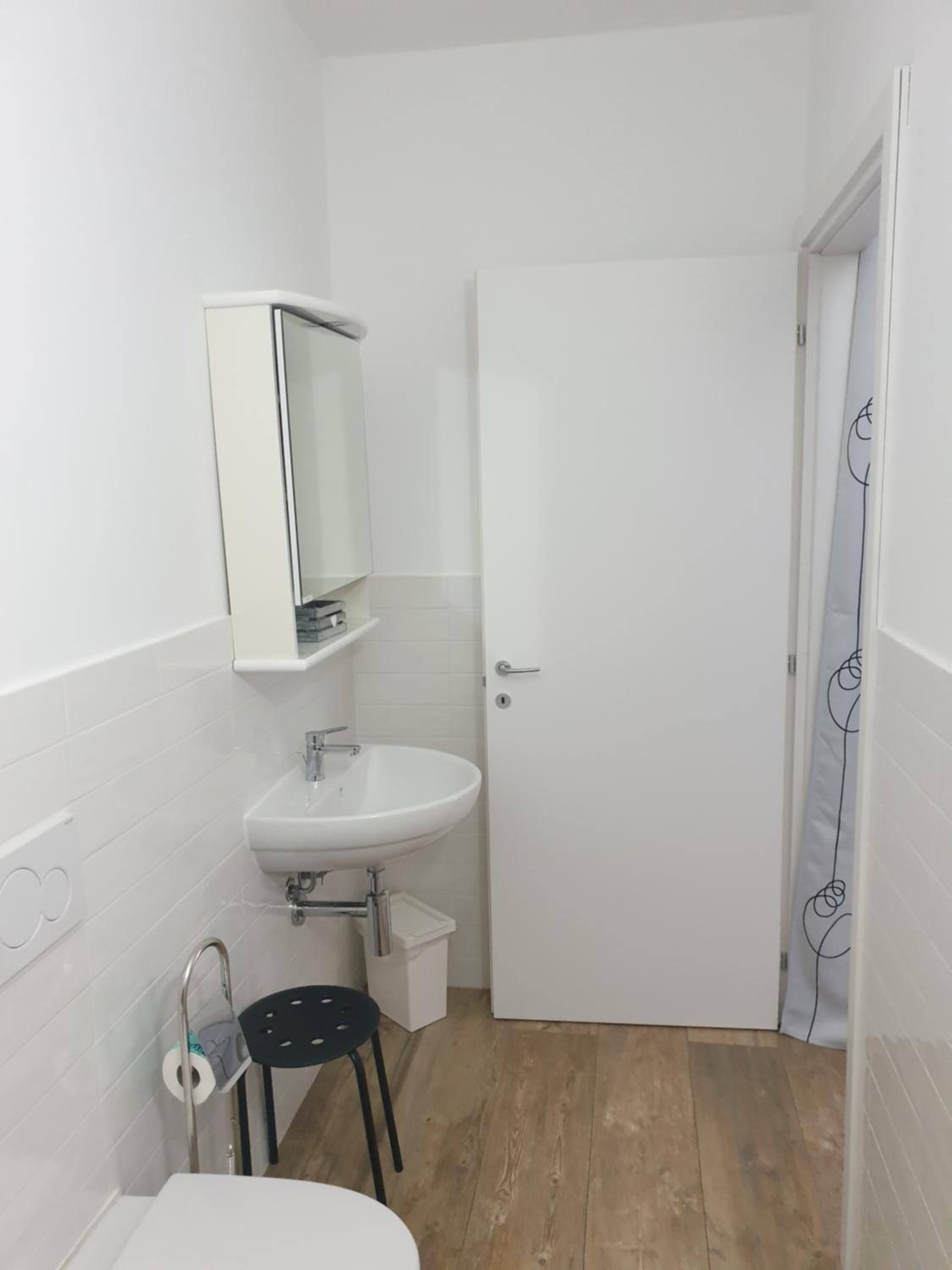 Standard Double or Twin Room with Garden View - Photo 4