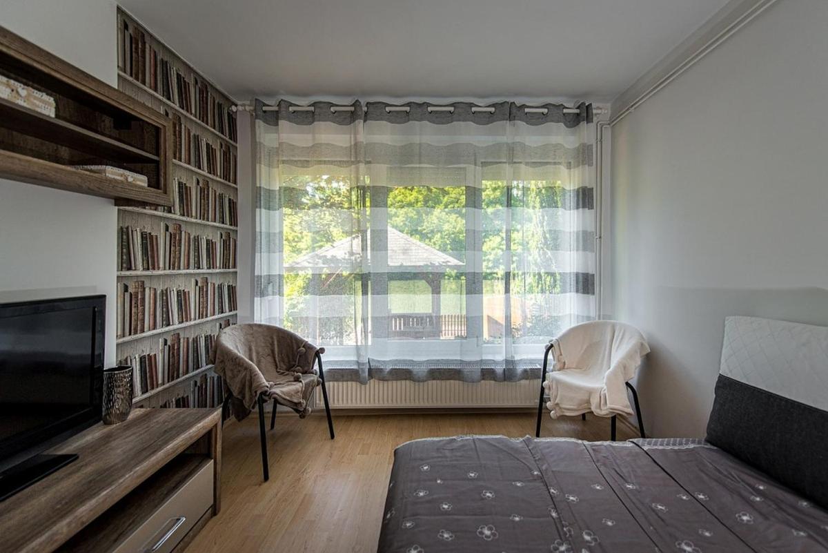 Two-Bedroom House photo 2