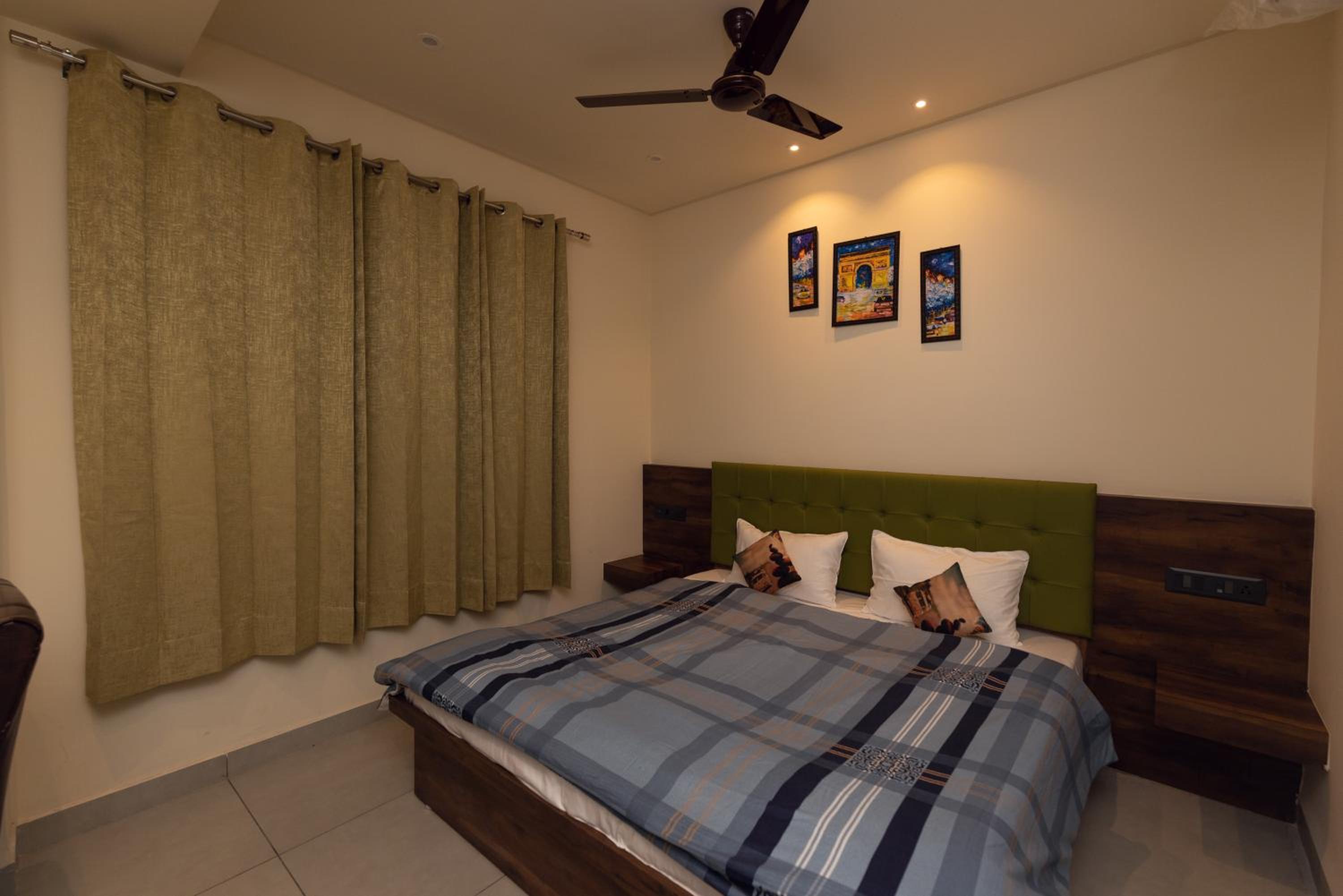 Deluxe Double Room - Photo 18