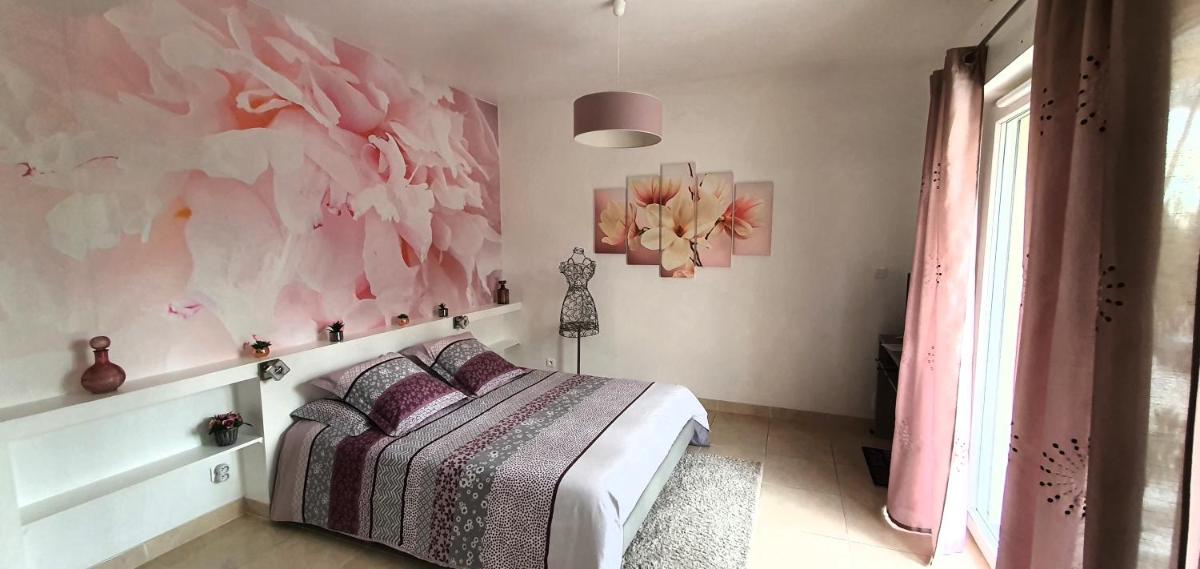 Deluxe Double Room with Bath