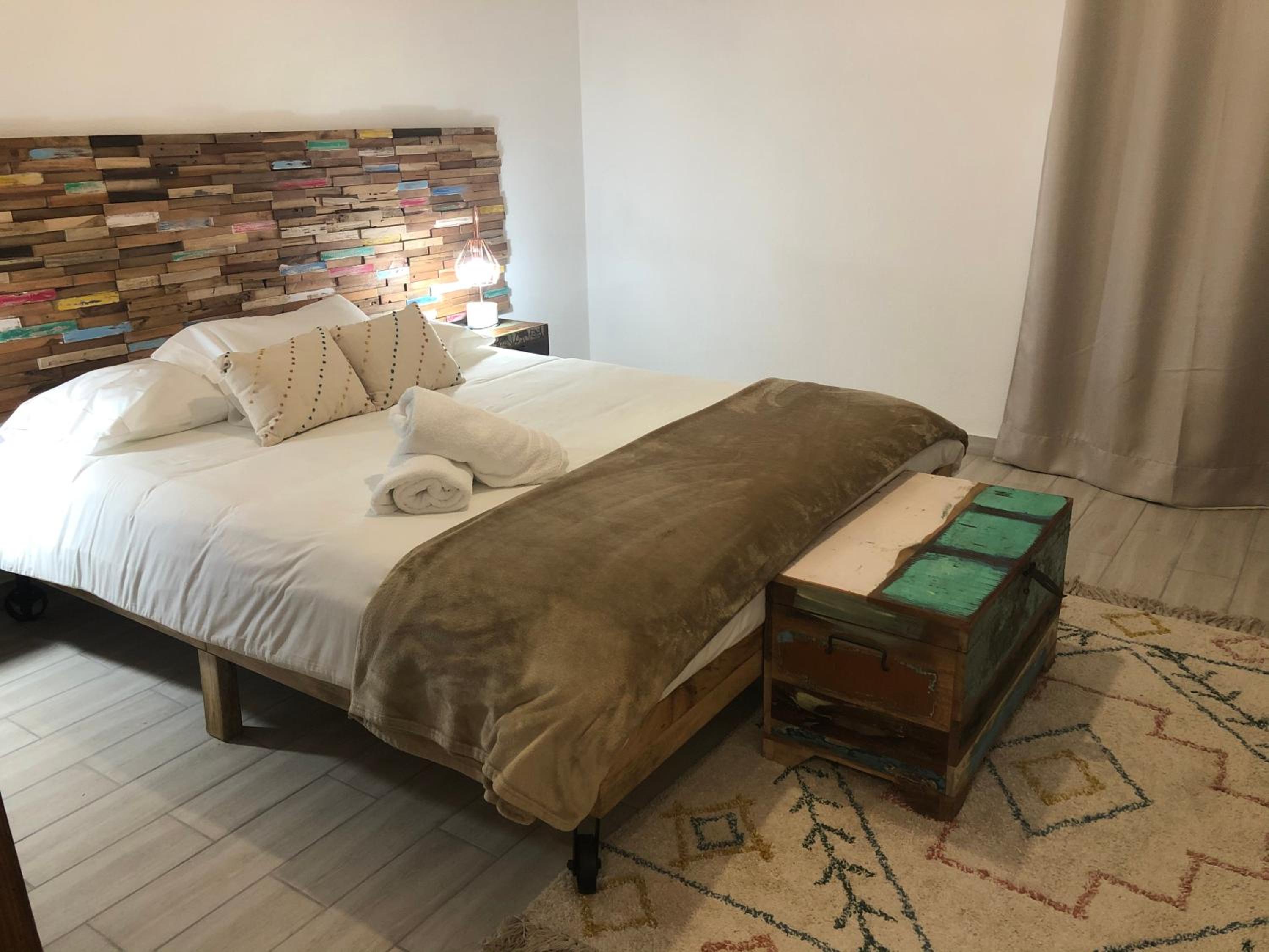 Budget Double Room - Photo 1