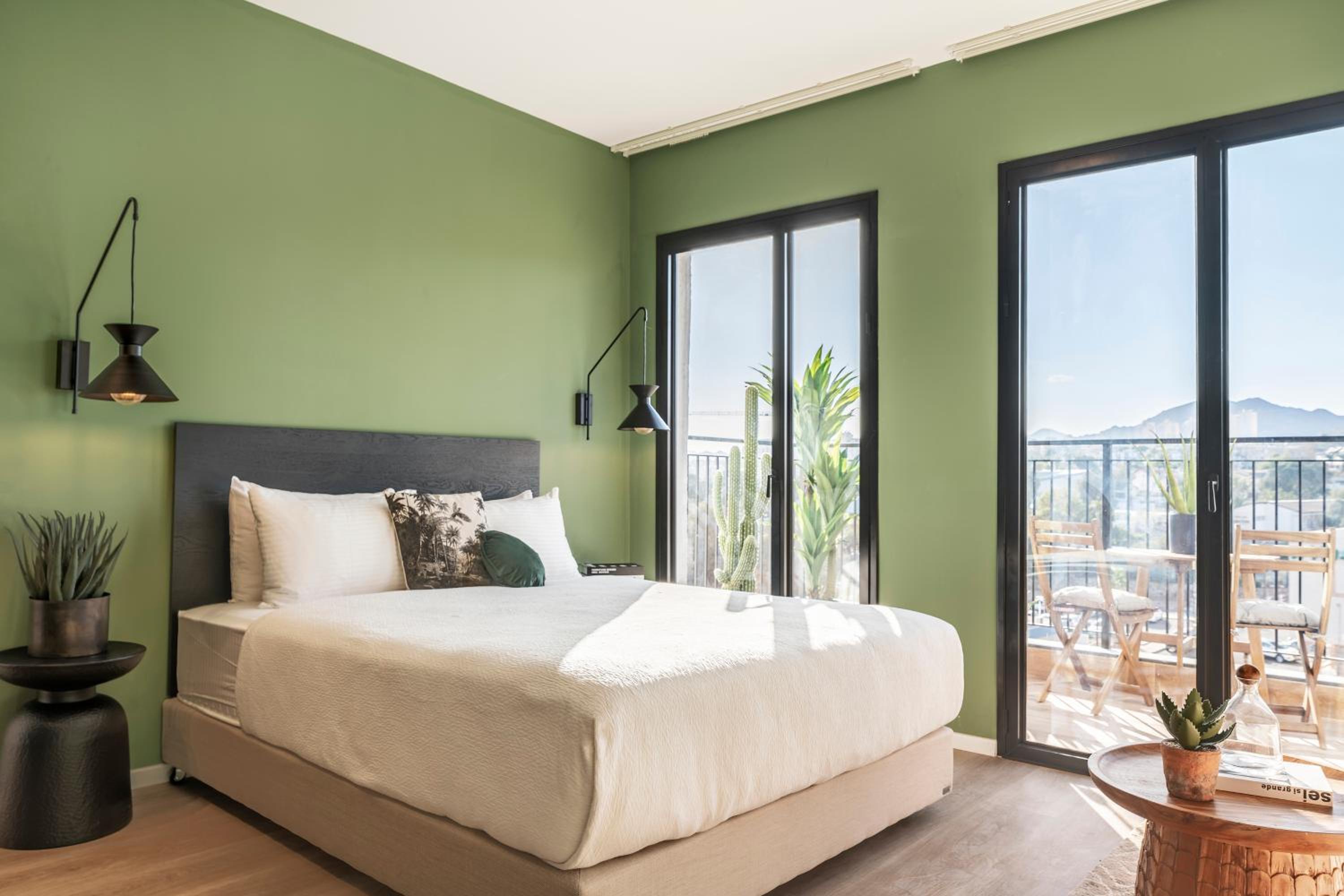Studio Deluxe Apartment with Balcony - Photo 17