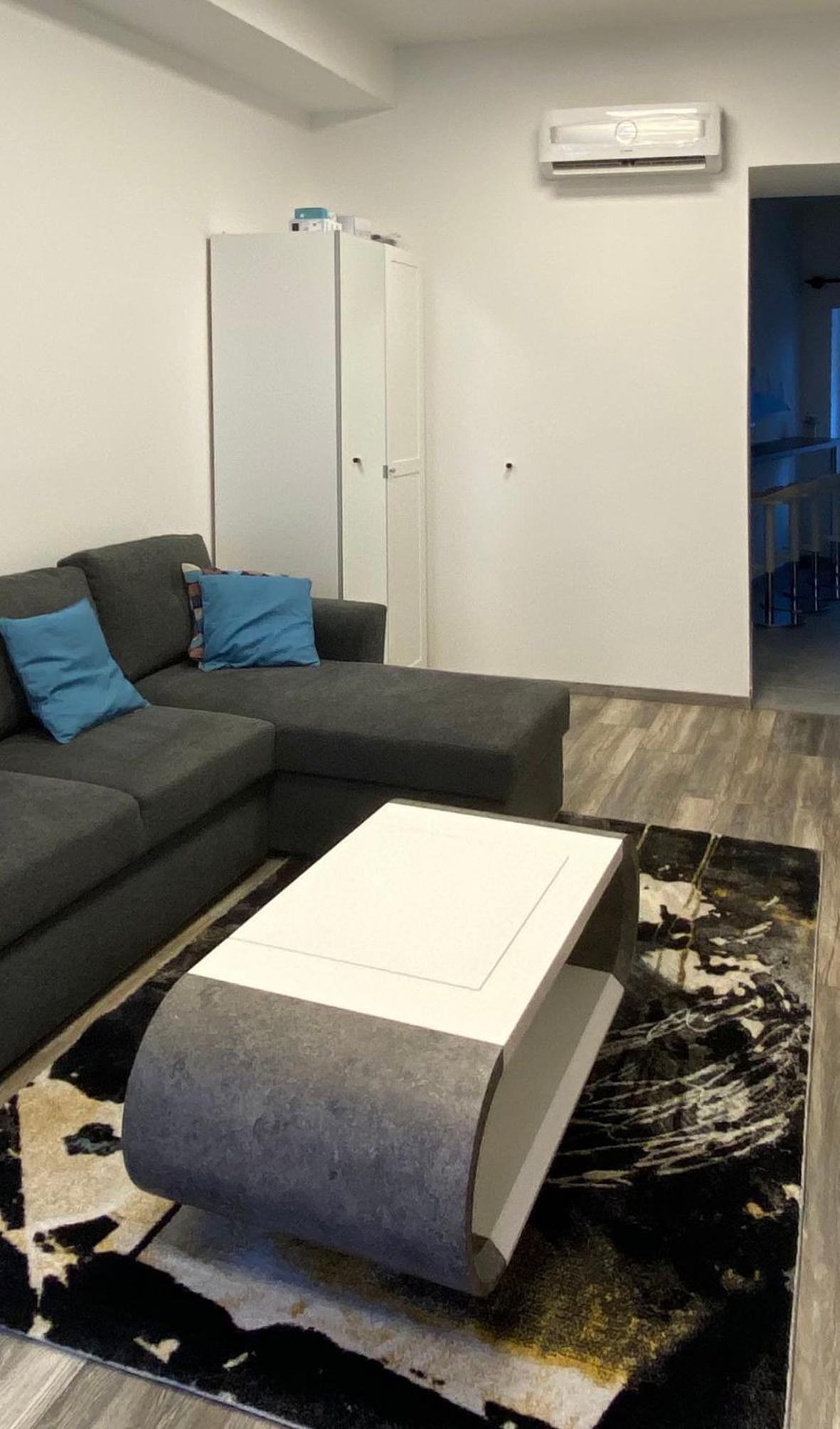 Apartment - Photo 25