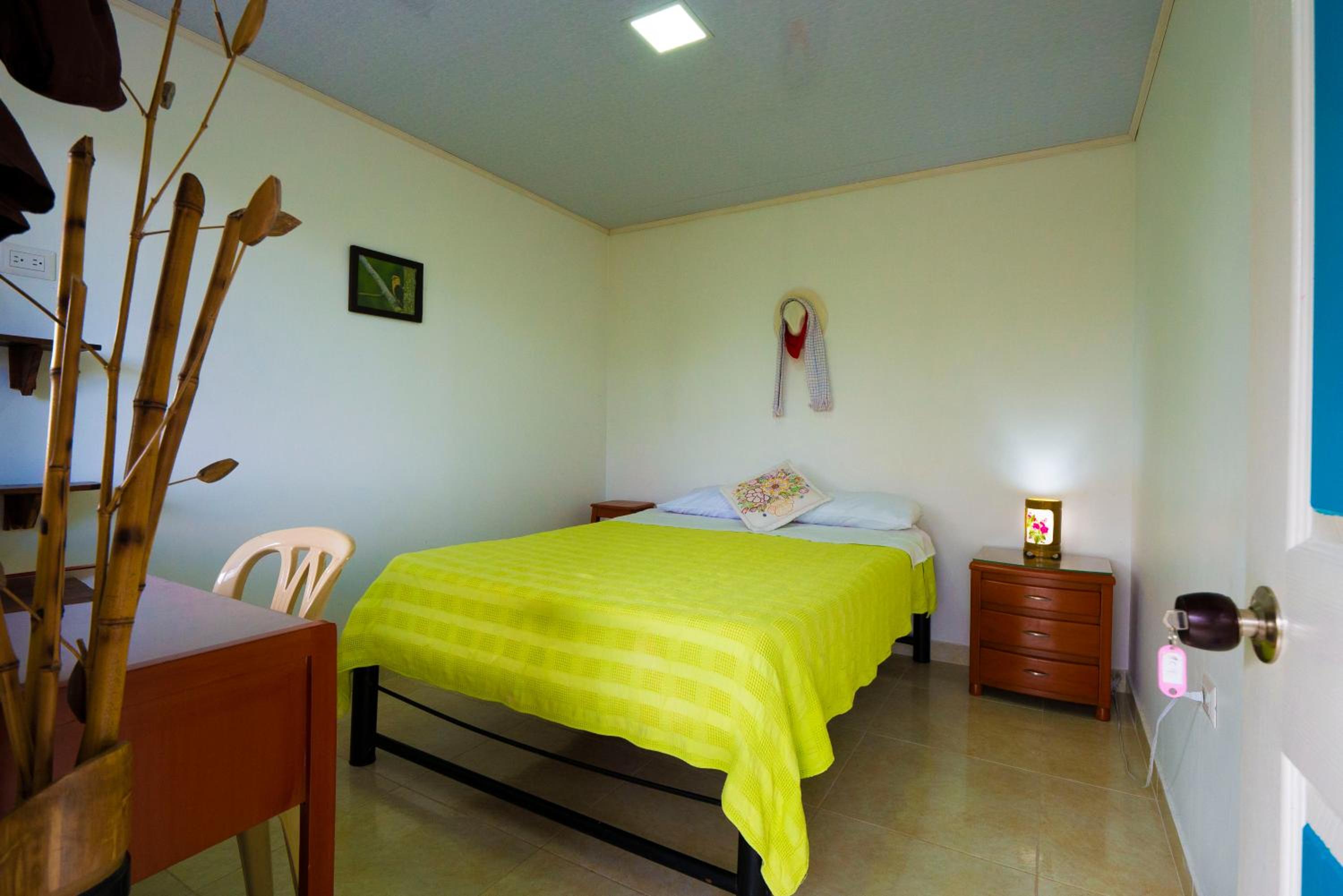 Queen Room with Garden View photo 3