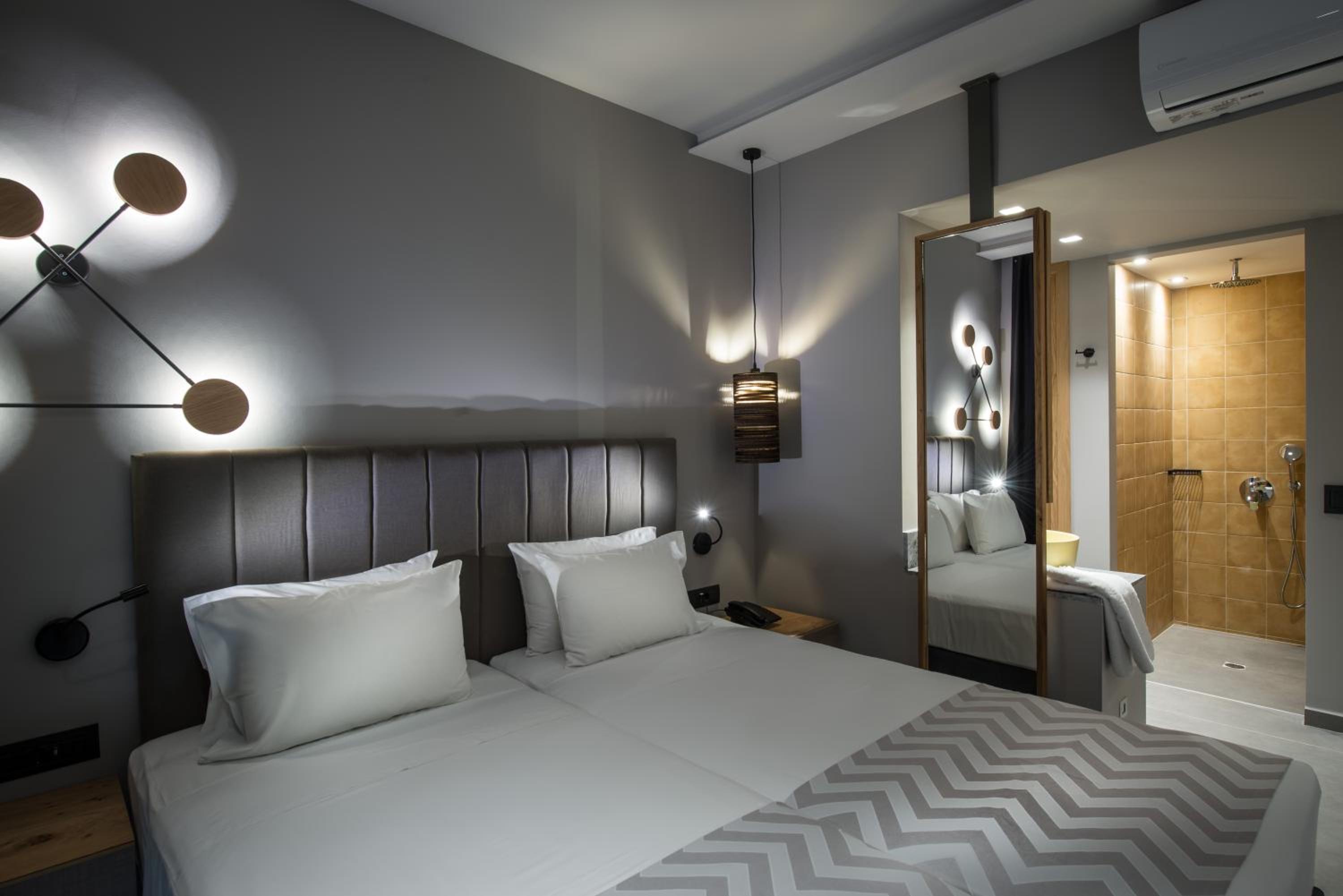 Superior Room - Photo 5