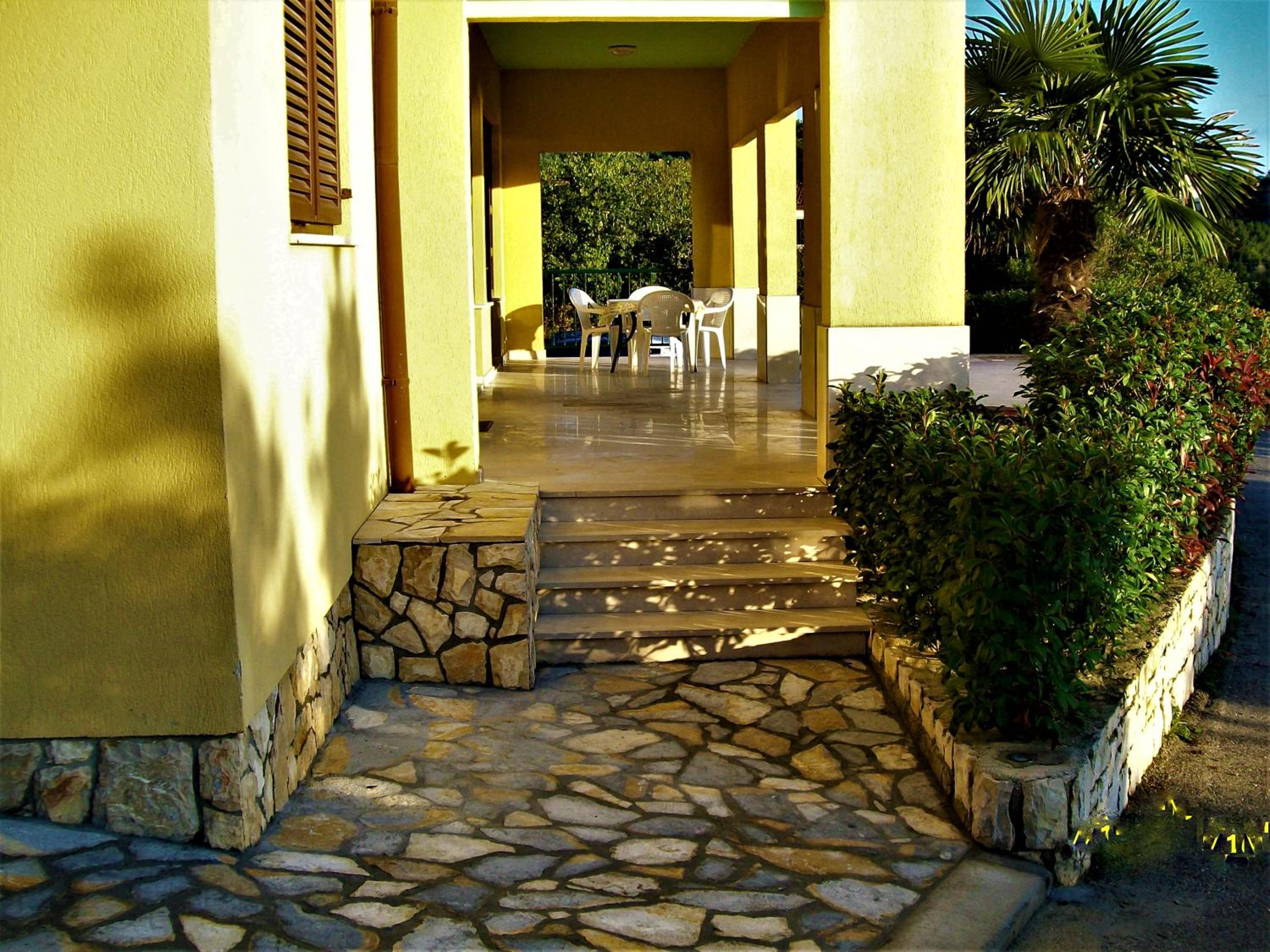 Studio with Terrace - Photo 15