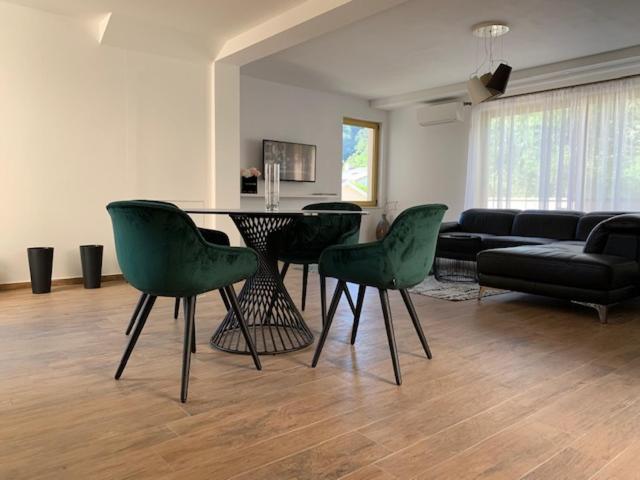 Deluxe Apartment with Terrace and Garden View - Photo 1