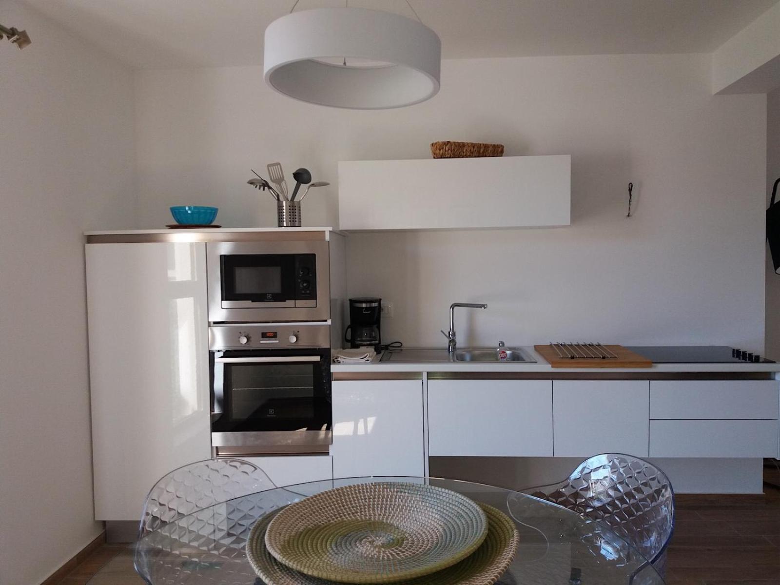 Deluxe Apartment with Terrace and Garden View - Photo 19