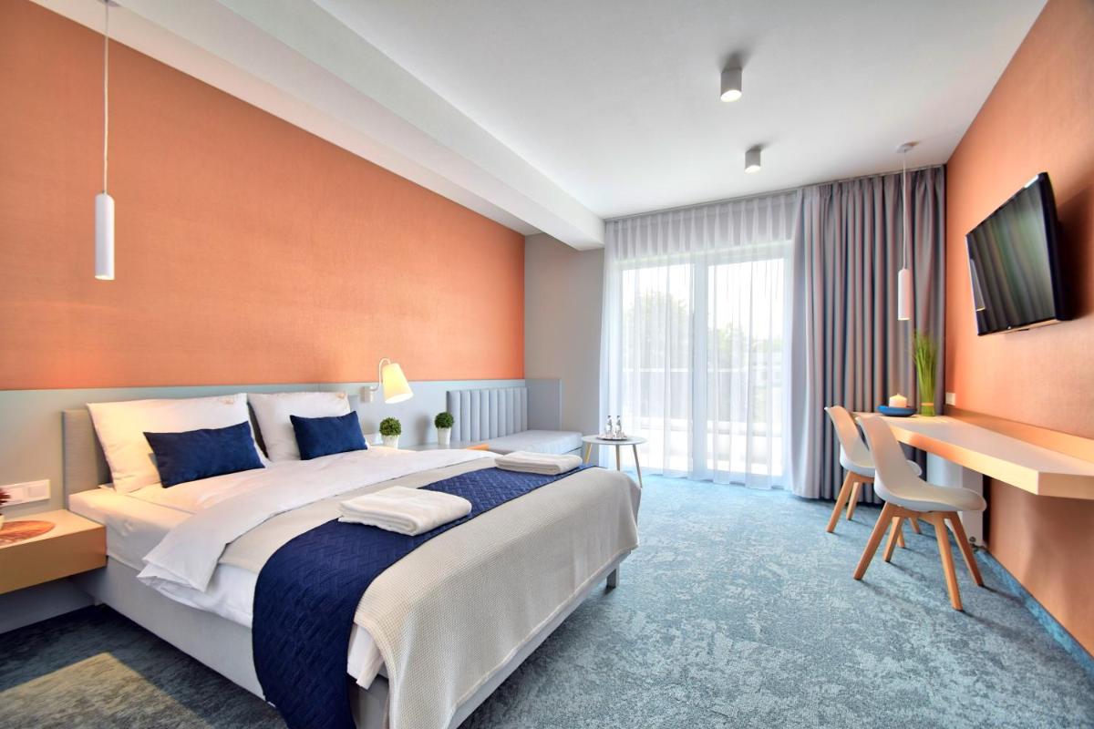 Deluxe Double Room with Balcony
