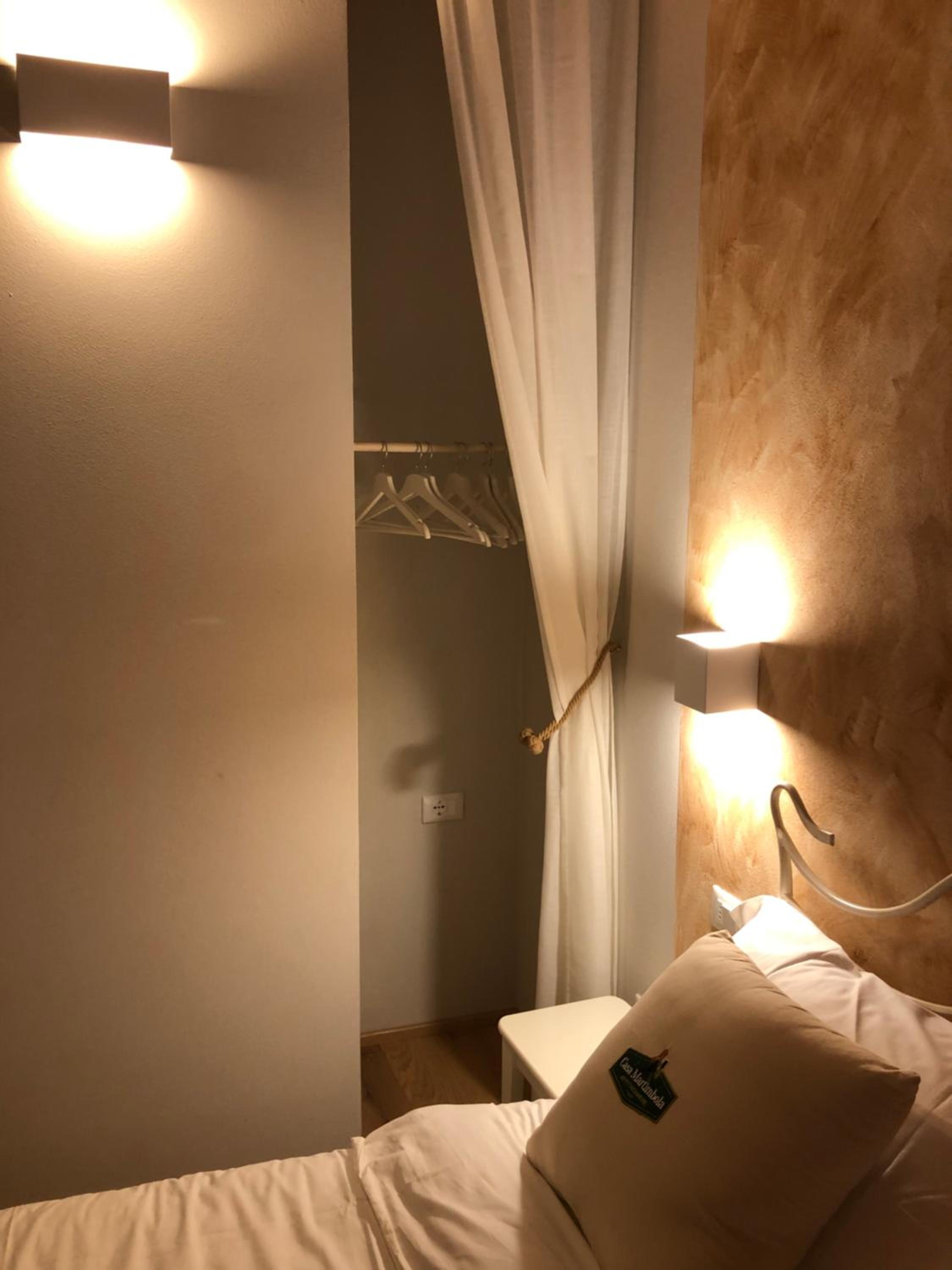 Double Room with Private Bathroom - Photo 5