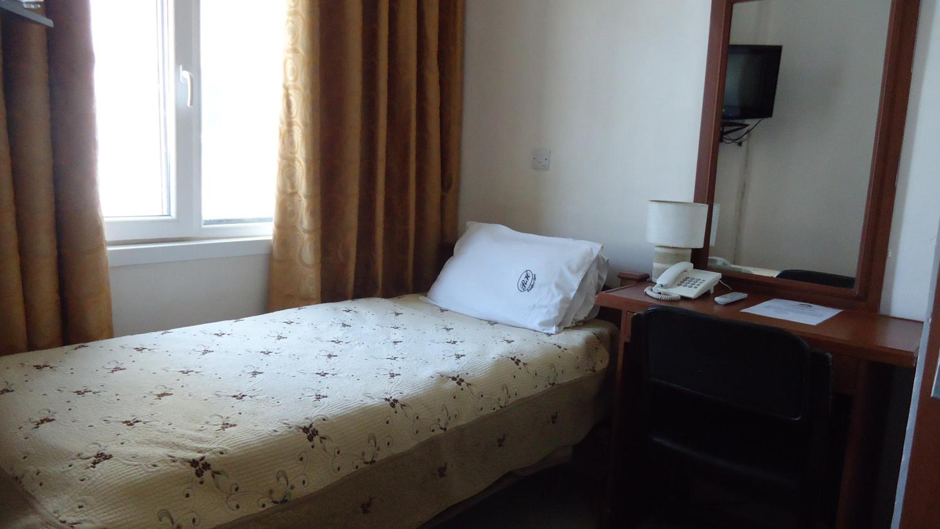 Standard Single Room photo 3
