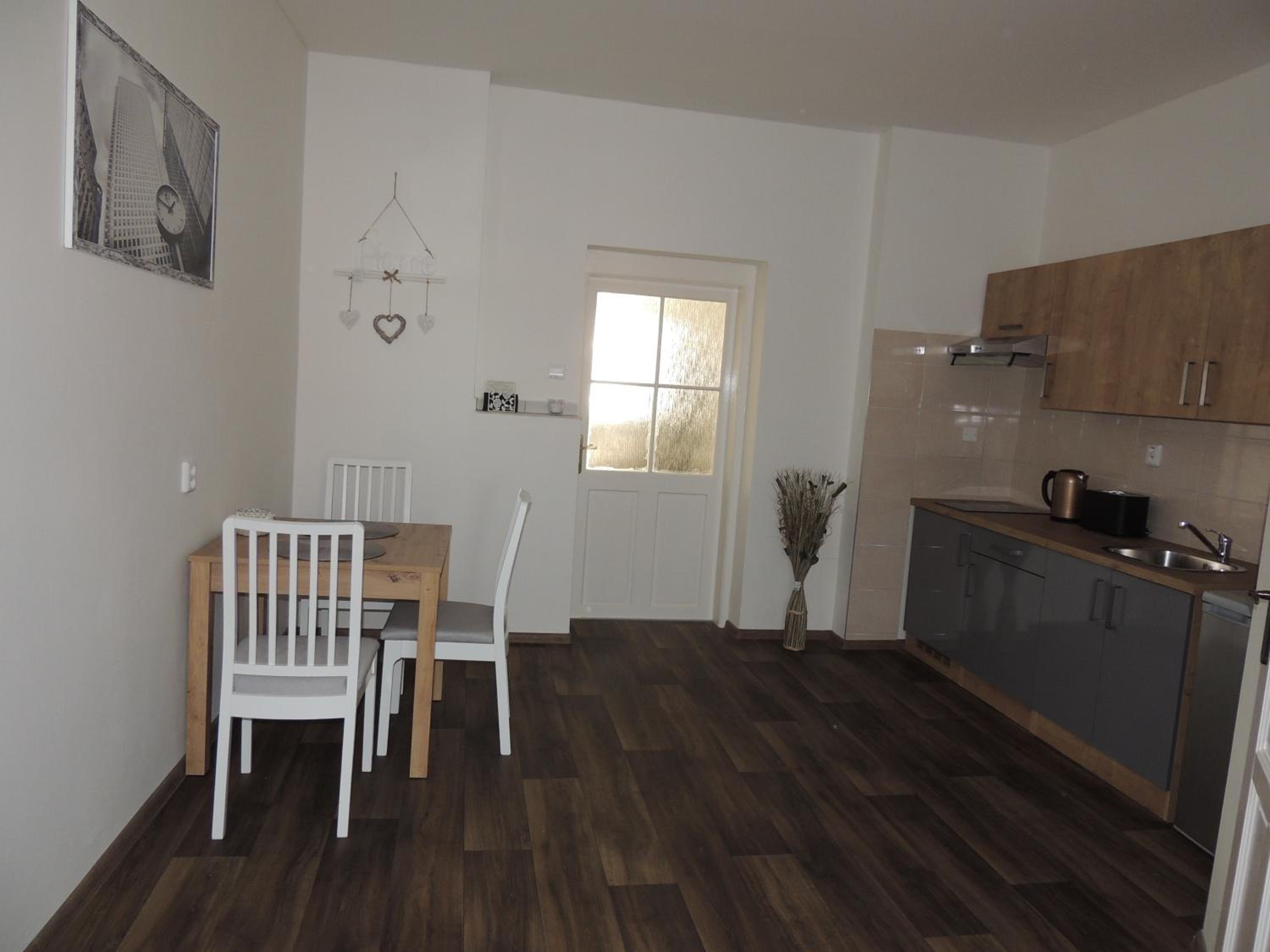 One-Bedroom Apartment - Photo 14