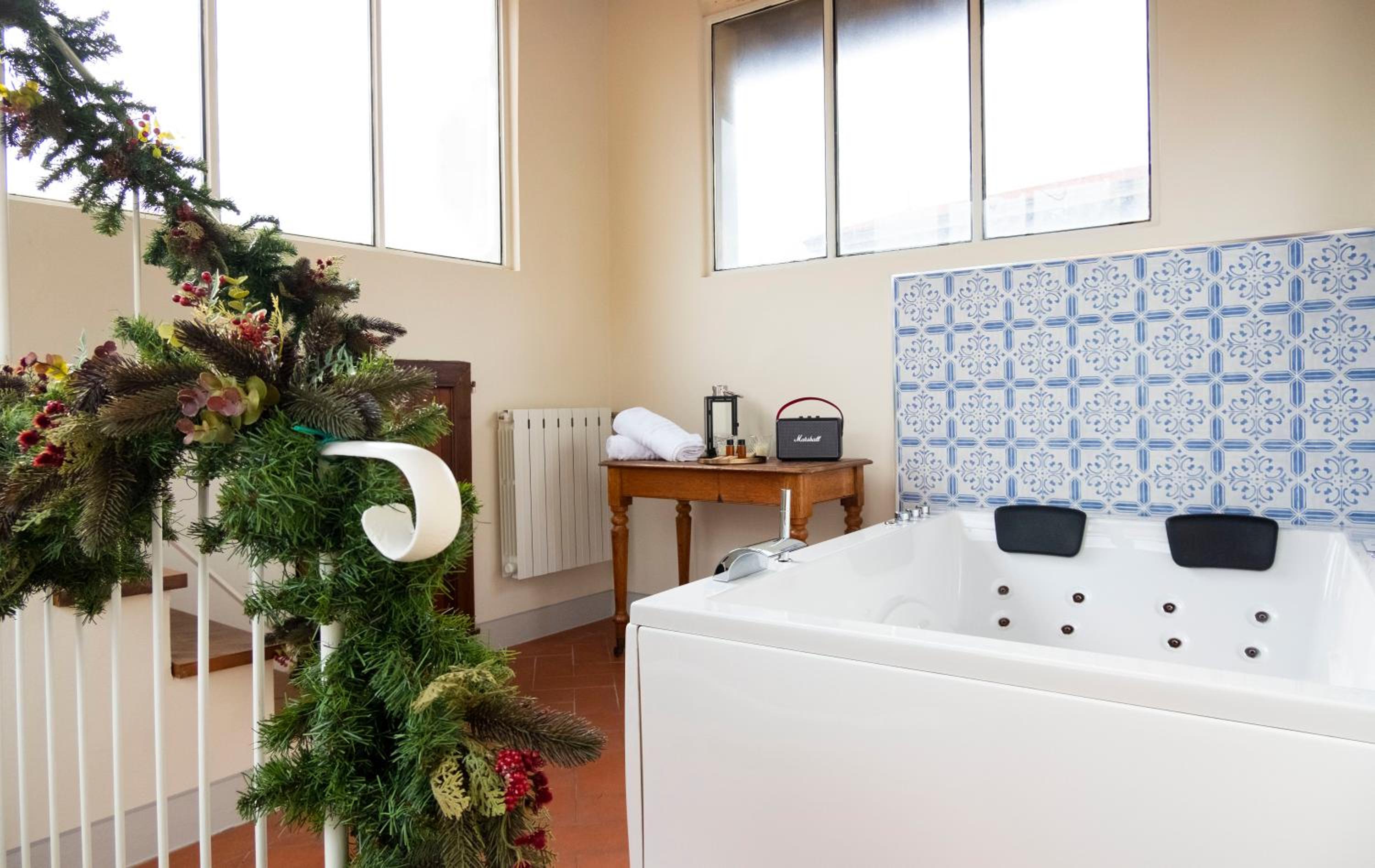 Two-Bedroom Apartment - Photo 20