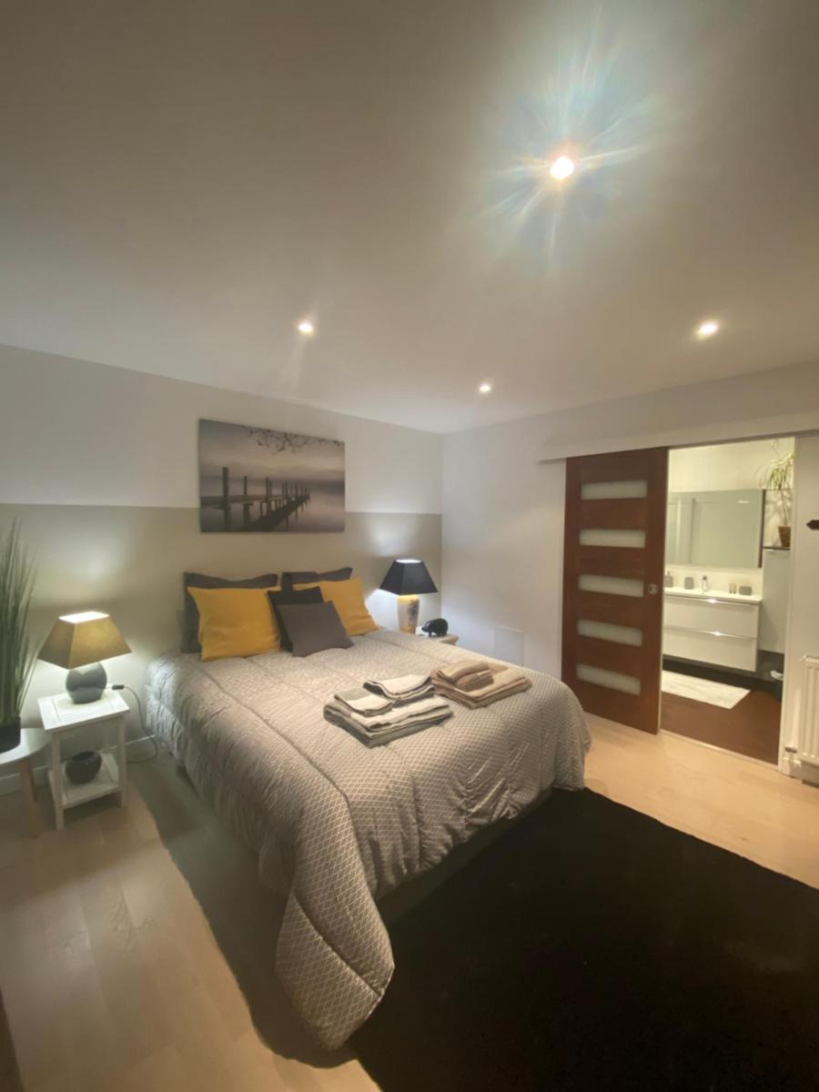 Double Room with Pool View photo 2
