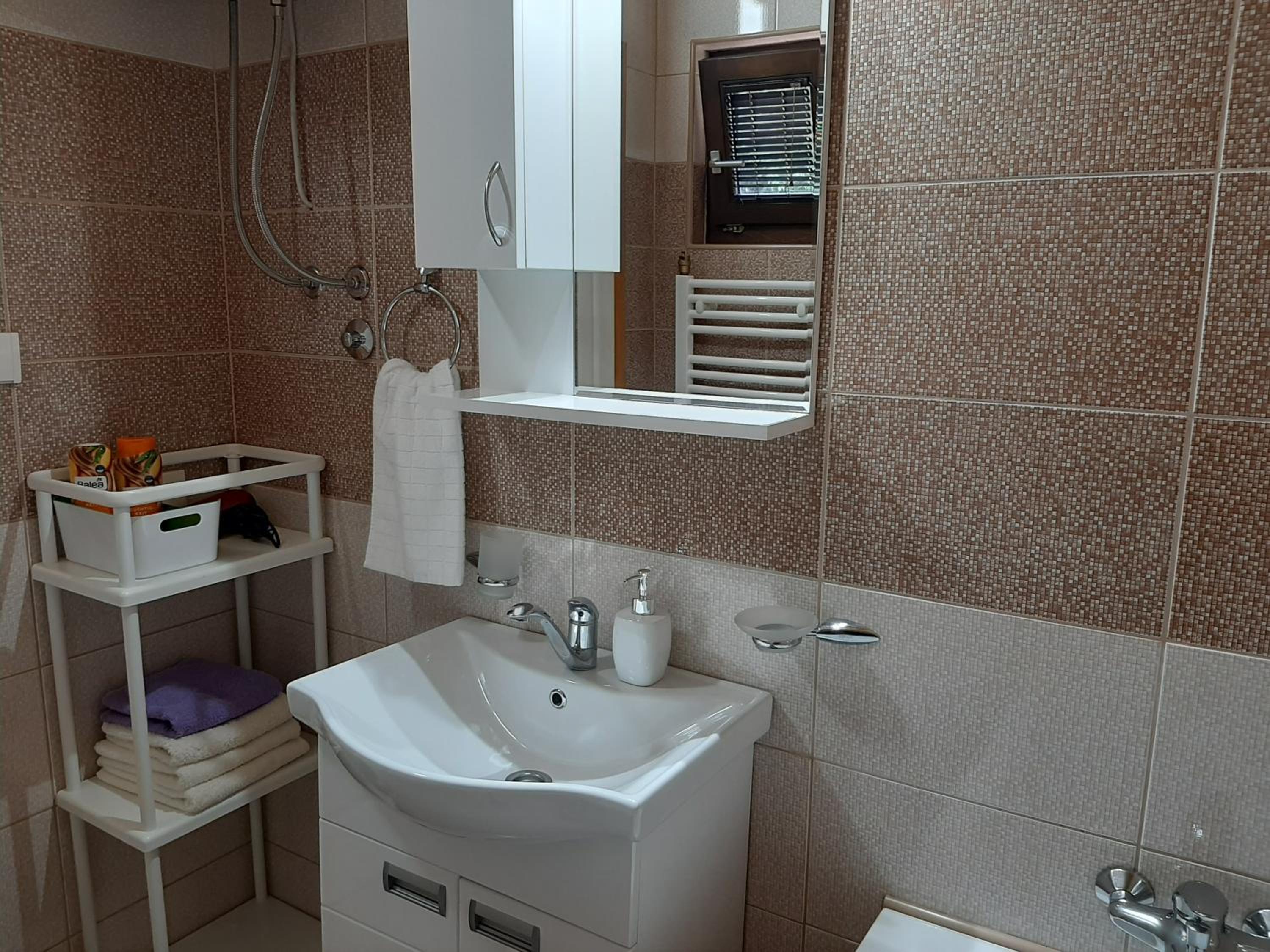 Apartment with Balcony photo 2